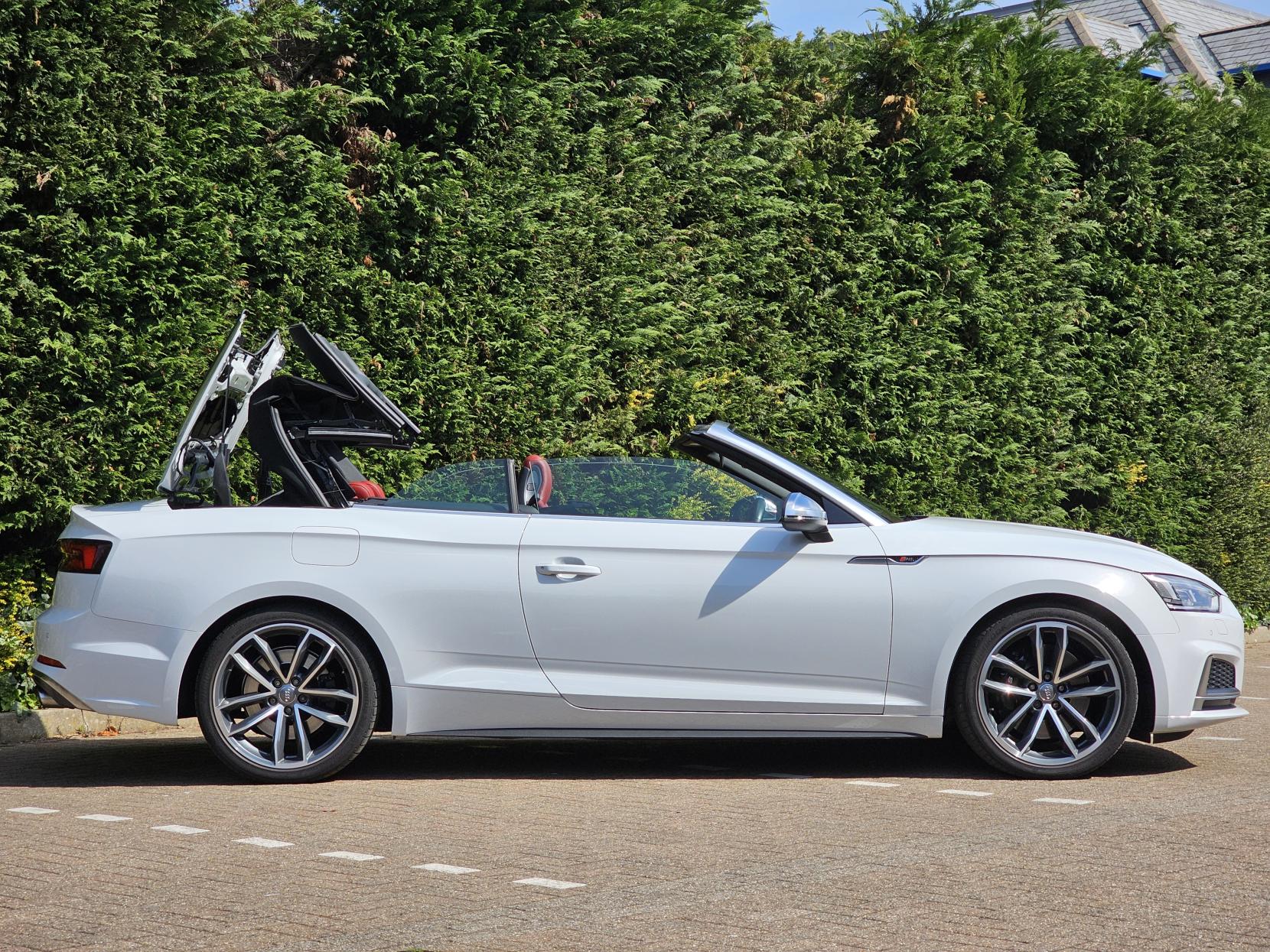 Audi S5 3.0 TFSI V6 Cabriolet 2dr Petrol Tiptronic quattro Euro 6 (s/s) (354 ps)