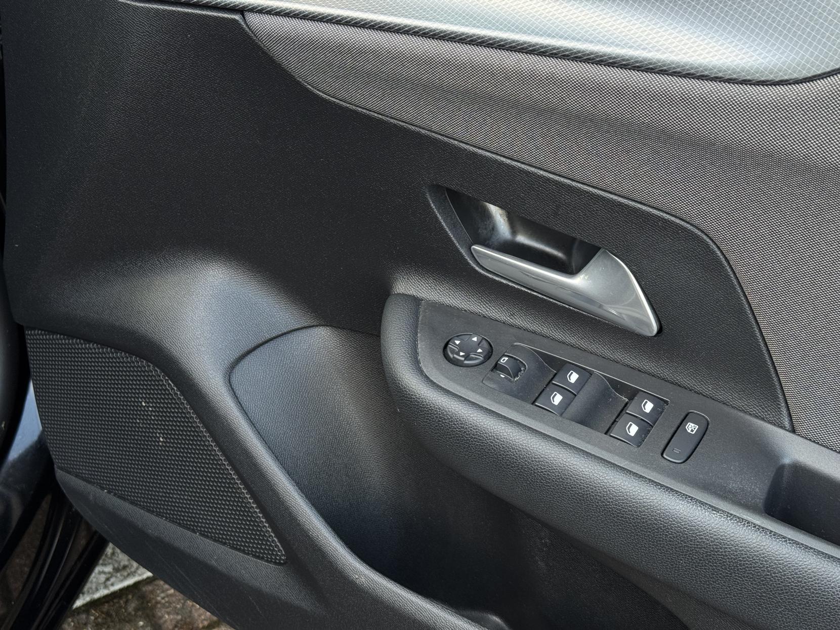 Vauxhall Mokka 1.2 SE SUV (2020 - 2024)