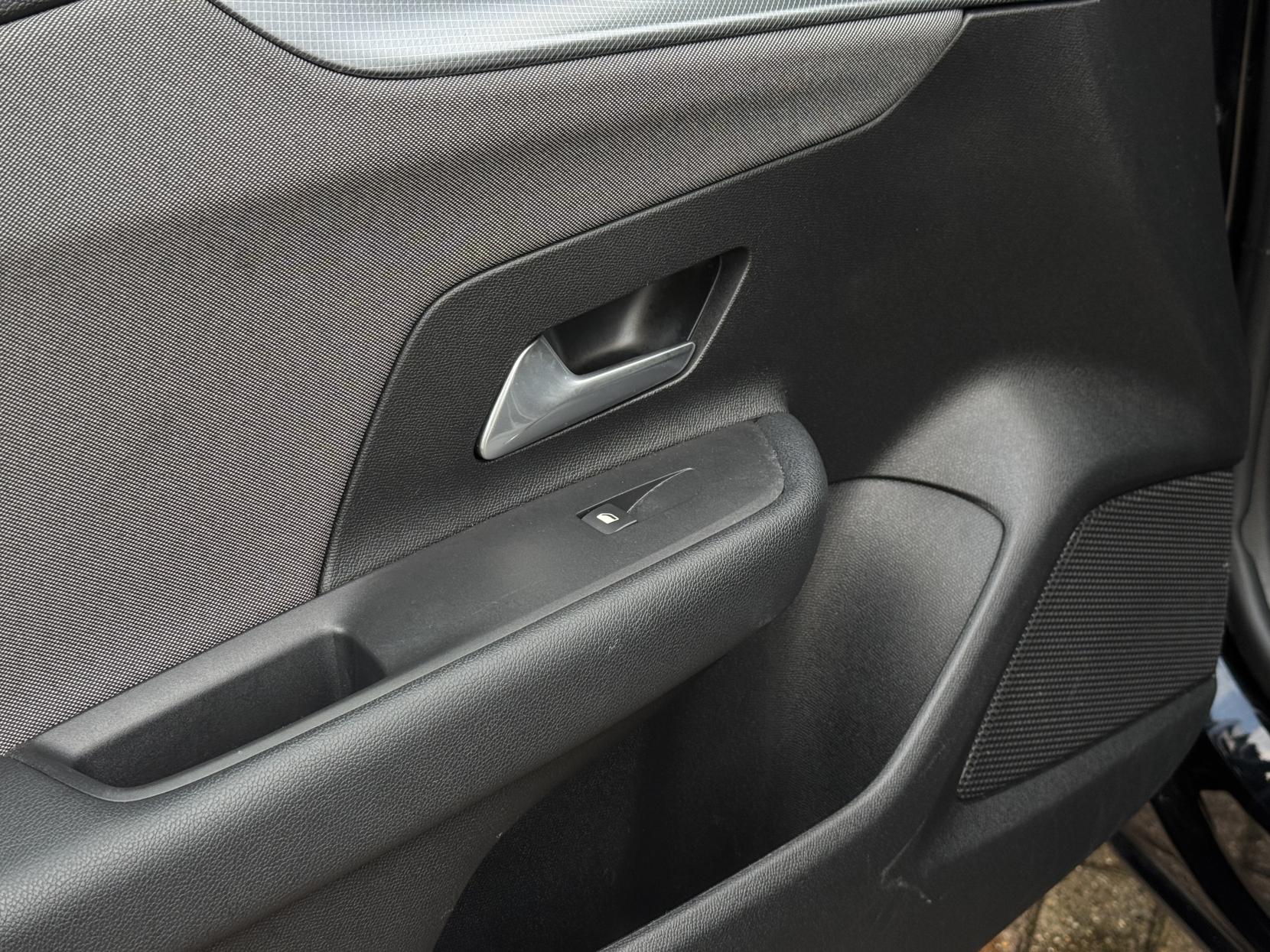 Vauxhall Mokka 1.2 SE SUV (2020 - 2024)