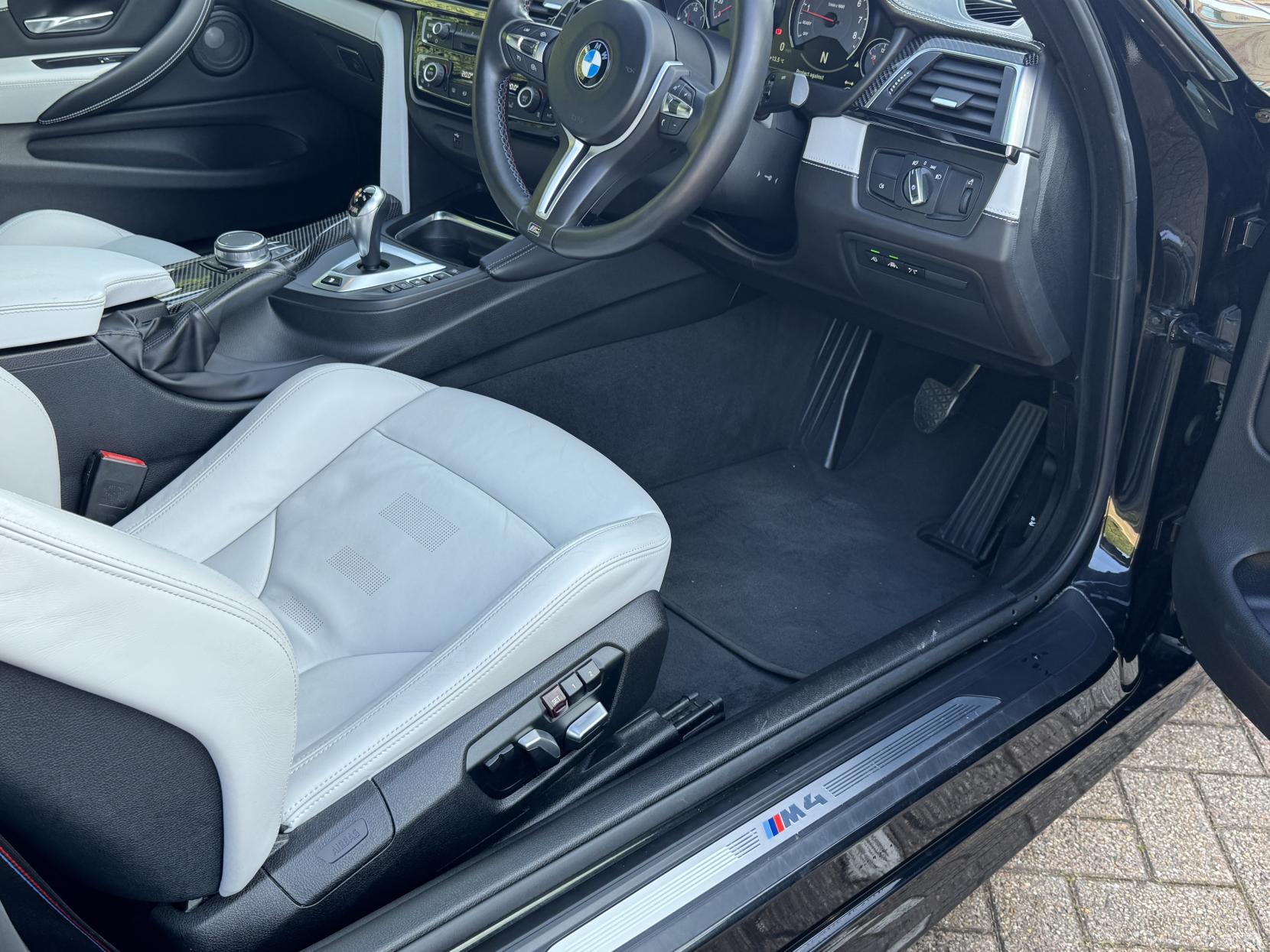 BMW M4 3.0 BiTurbo GPF Competition Coupe 2dr Petrol DCT Euro 6 (s/s) (450 ps)