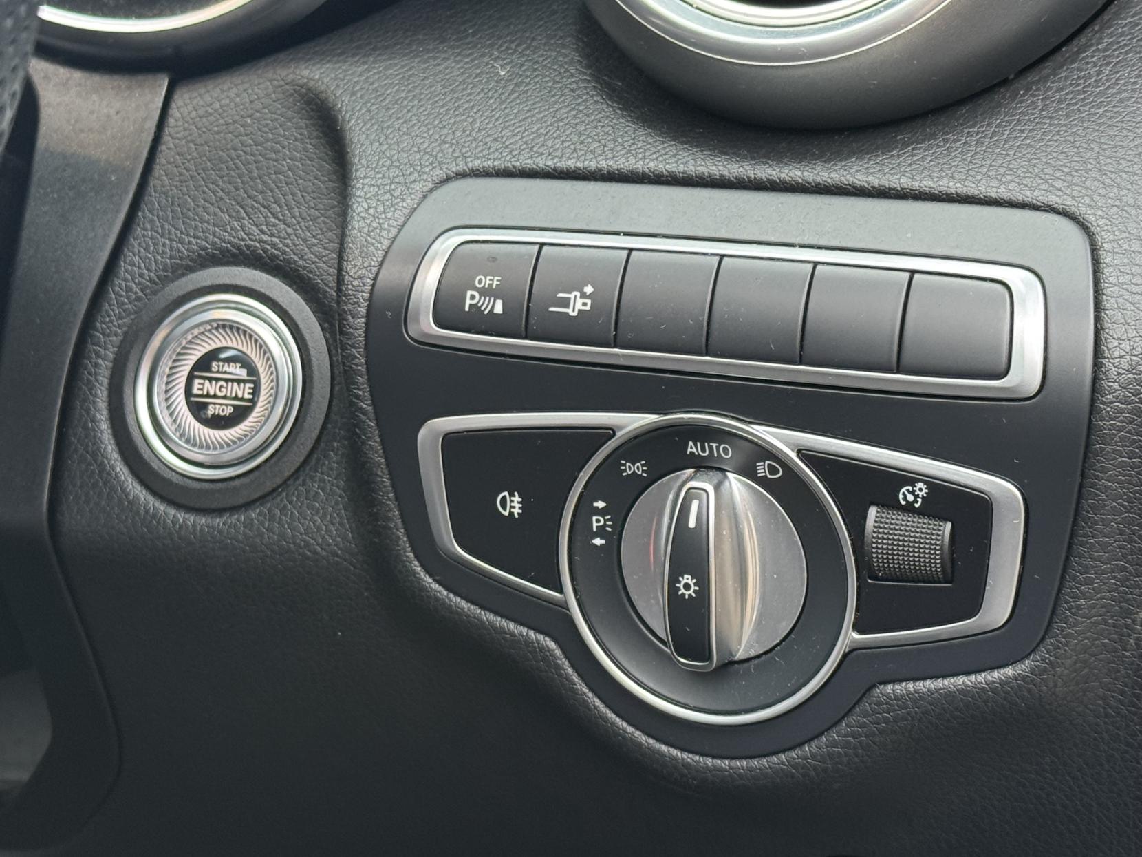 Mercedes-Benz C Class 3.0 C43 V6 AMG (Premium) Cabriolet 2dr Petrol G-Tronic+ 4MATIC Euro 6 (s/s) (390 ps)