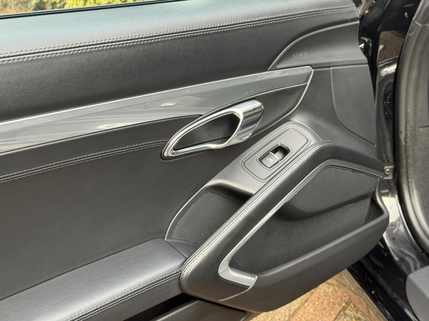 Porsche 911 3.8 991 Carrera S Coupe 2dr Petrol PDK Euro 5 (s/s) (400 ps)