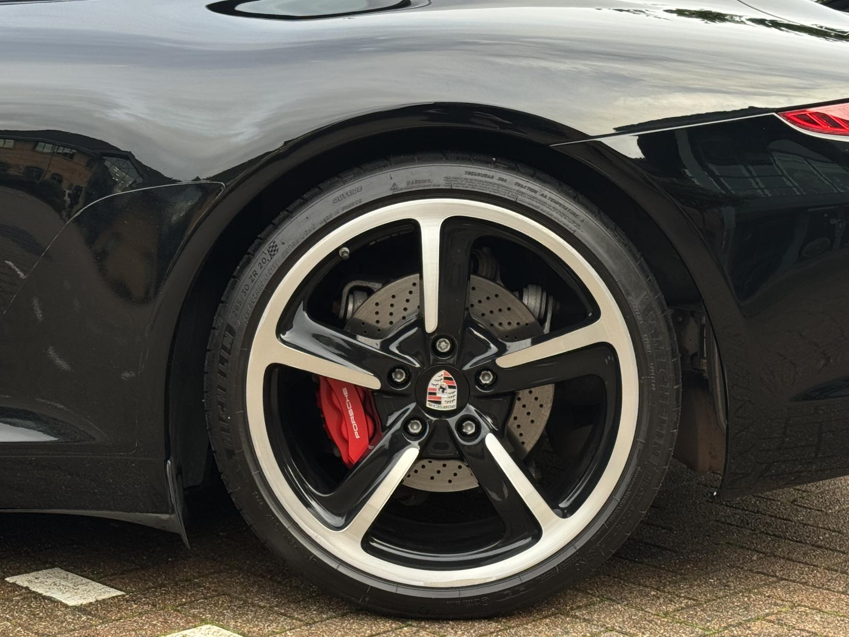 Porsche 911 3.8 991 Carrera S Coupe 2dr Petrol PDK Euro 5 (s/s) (400 ps)