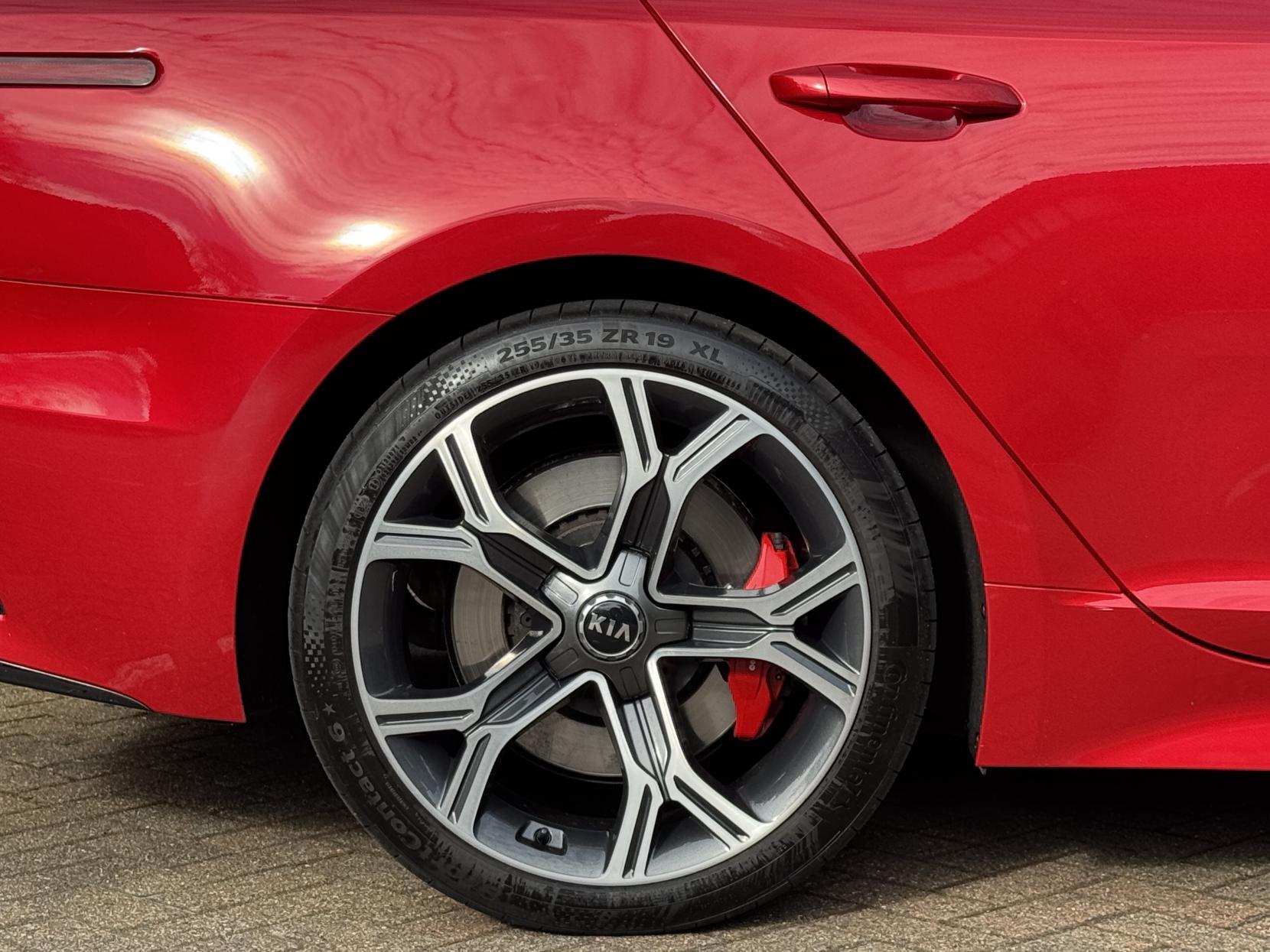 Kia Stinger 3.3 T-GDi V6 GT S Gran Turismo 5dr Petrol Auto Euro 6 (s/s) (365 bhp)