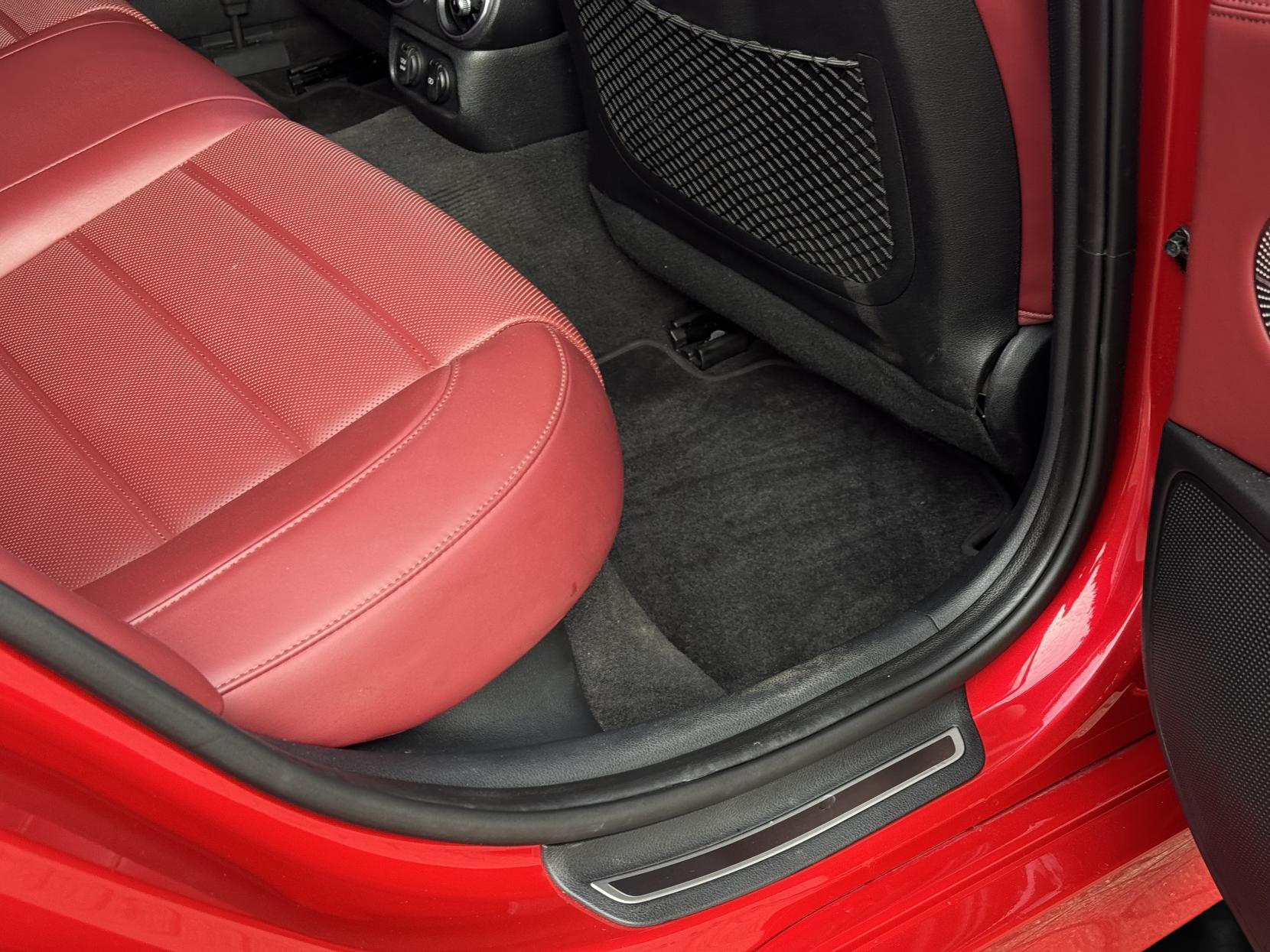 Kia Stinger 3.3 T-GDi V6 GT S Gran Turismo 5dr Petrol Auto Euro 6 (s/s) (365 bhp)