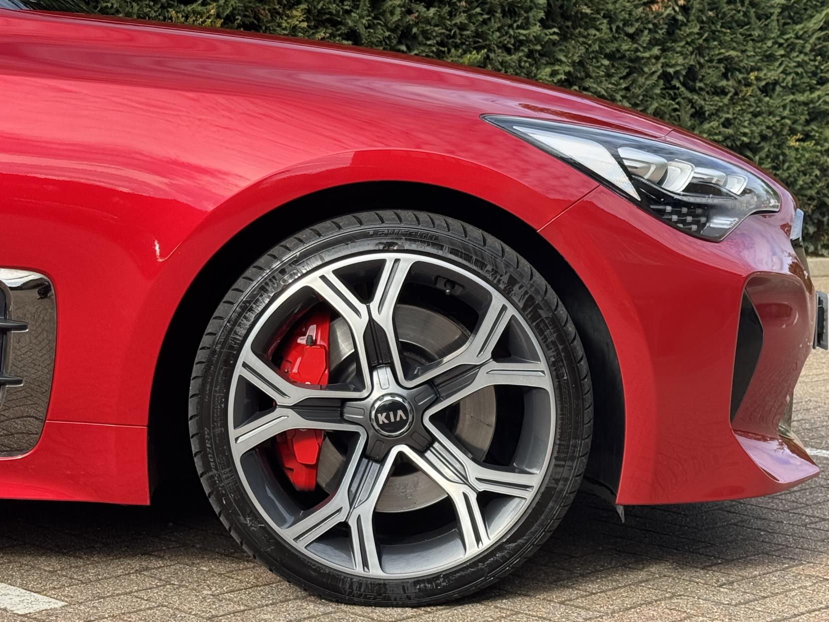 Kia Stinger 3.3 T-GDi V6 GT S Gran Turismo 5dr Petrol Auto Euro 6 (s/s) (365 bhp)