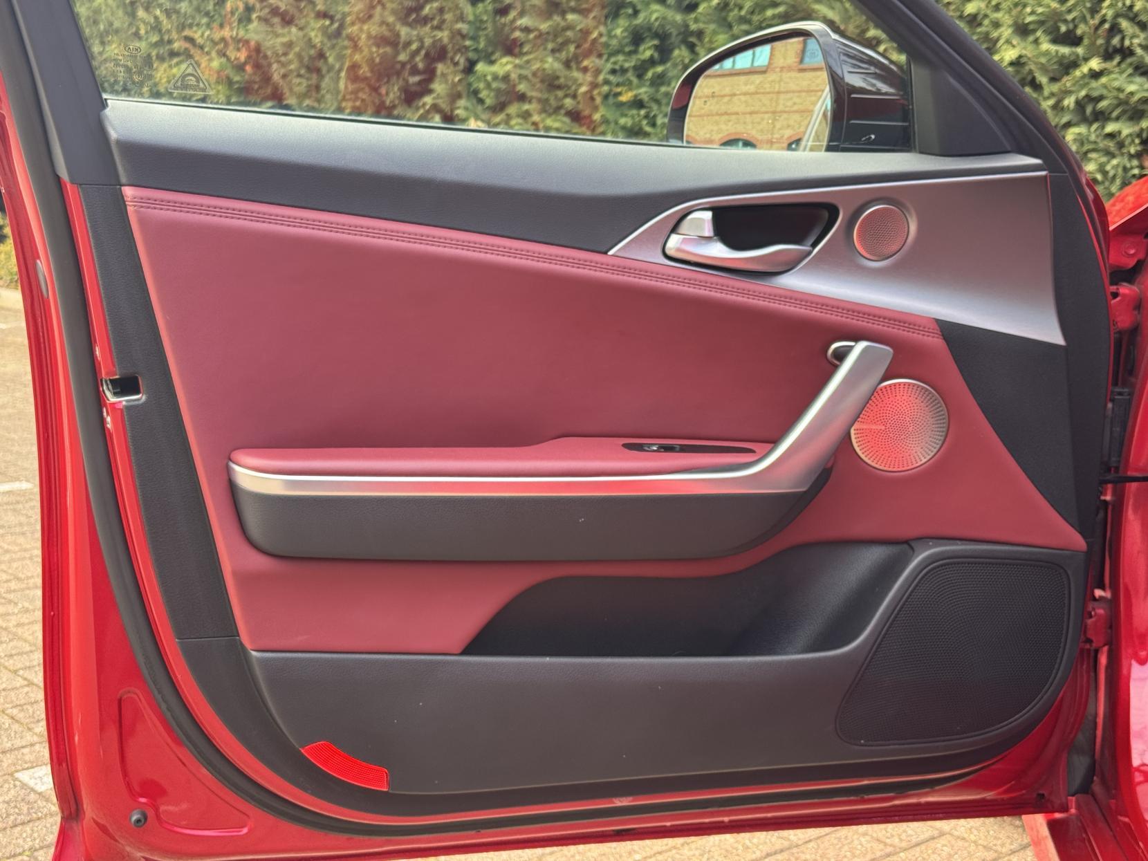 Kia Stinger 3.3 T-GDi V6 GT S Gran Turismo 5dr Petrol Auto Euro 6 (s/s) (365 bhp)