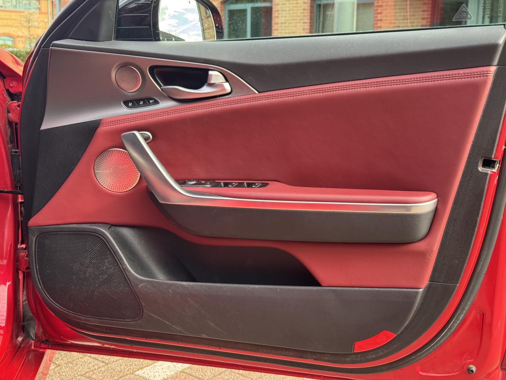 Kia Stinger 3.3 T-GDi V6 GT S Gran Turismo 5dr Petrol Auto Euro 6 (s/s) (365 bhp)