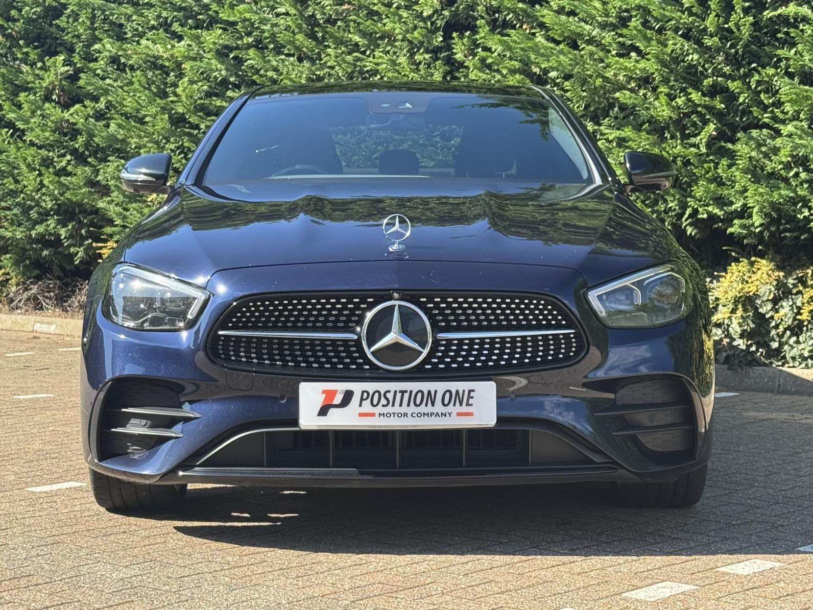 Mercedes-Benz E Class 2.9 E400d AMG Line Night Edition (Premium Plus) Saloon 4dr Diesel G-Tronic+ 4MATIC Euro 6 (s/s) (330 ps)