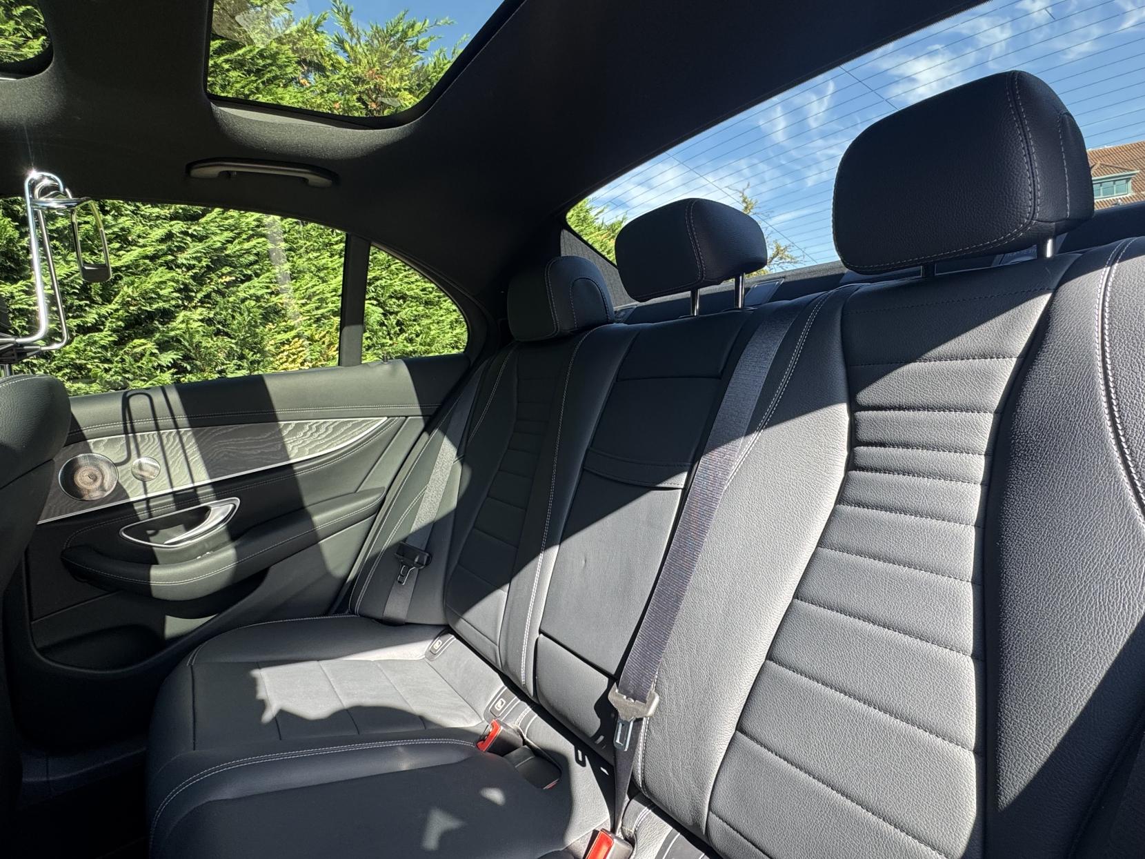 Mercedes-Benz E Class 2.9 E400d AMG Line Night Edition (Premium Plus) Saloon 4dr Diesel G-Tronic+ 4MATIC Euro 6 (s/s) (330 ps)