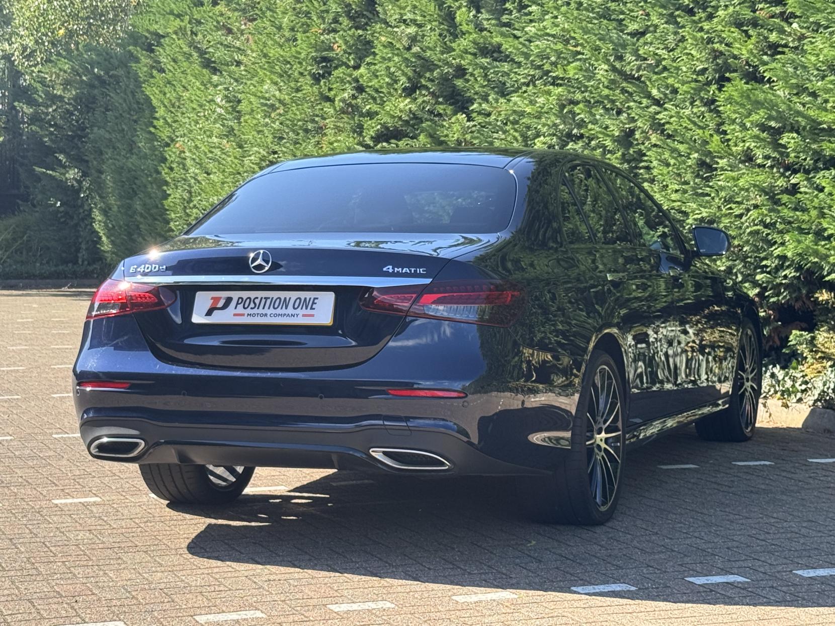 Mercedes-Benz E Class 2.9 E400d AMG Line Night Edition (Premium Plus) Saloon 4dr Diesel G-Tronic+ 4MATIC Euro 6 (s/s) (330 ps)