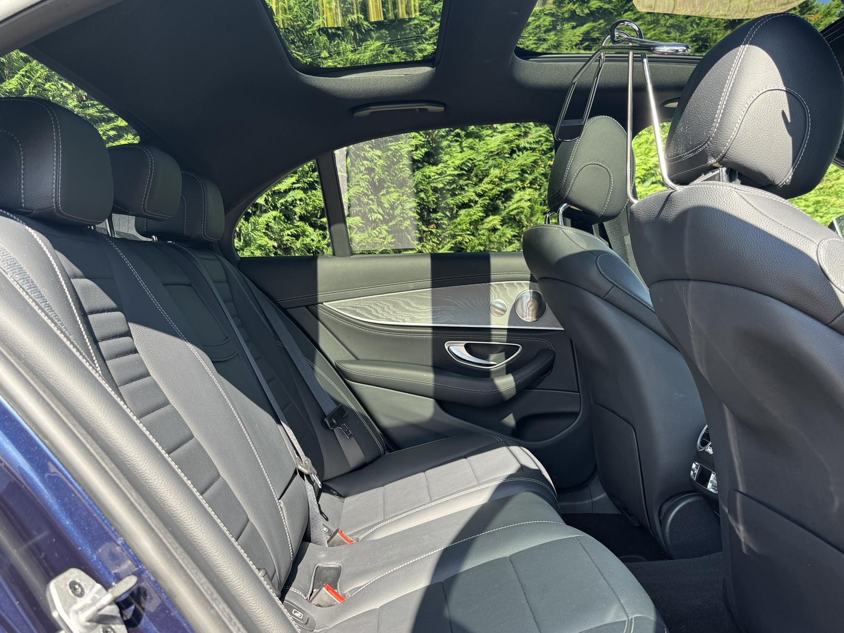 Mercedes-Benz E Class 2.9 E400d AMG Line Night Edition (Premium Plus) Saloon 4dr Diesel G-Tronic+ 4MATIC Euro 6 (s/s) (330 ps)