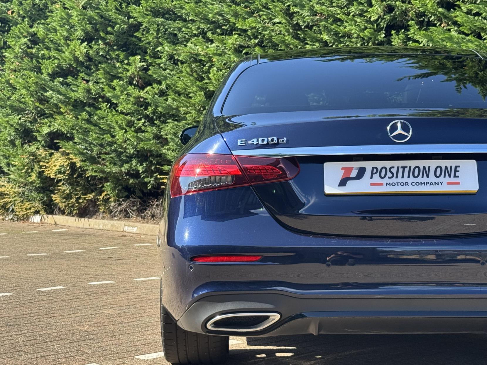 Mercedes-Benz E Class 2.9 E400d AMG Line Night Edition (Premium Plus) Saloon 4dr Diesel G-Tronic+ 4MATIC Euro 6 (s/s) (330 ps)