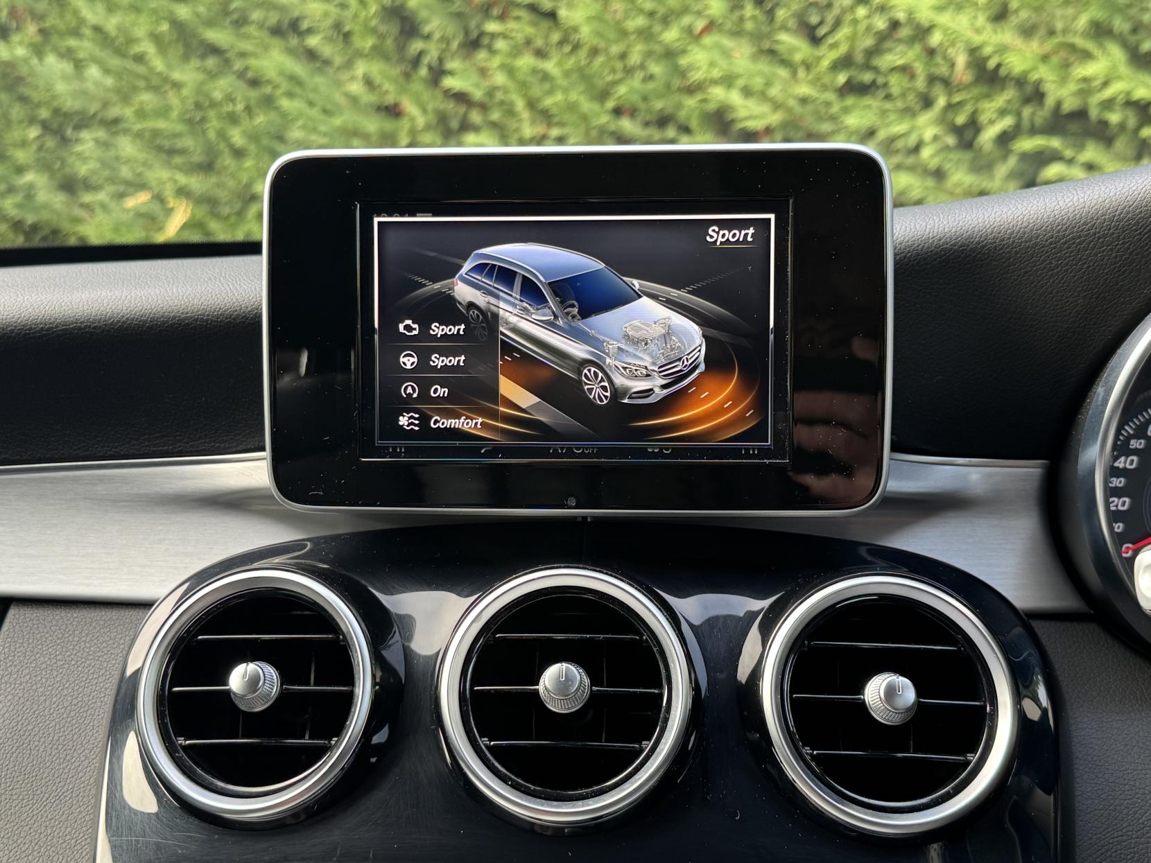 Mercedes-Benz C Class 2.0 C200 Sport Estate 5dr Petrol 7G-Tronic+ Euro 6 (s/s) (184 ps)