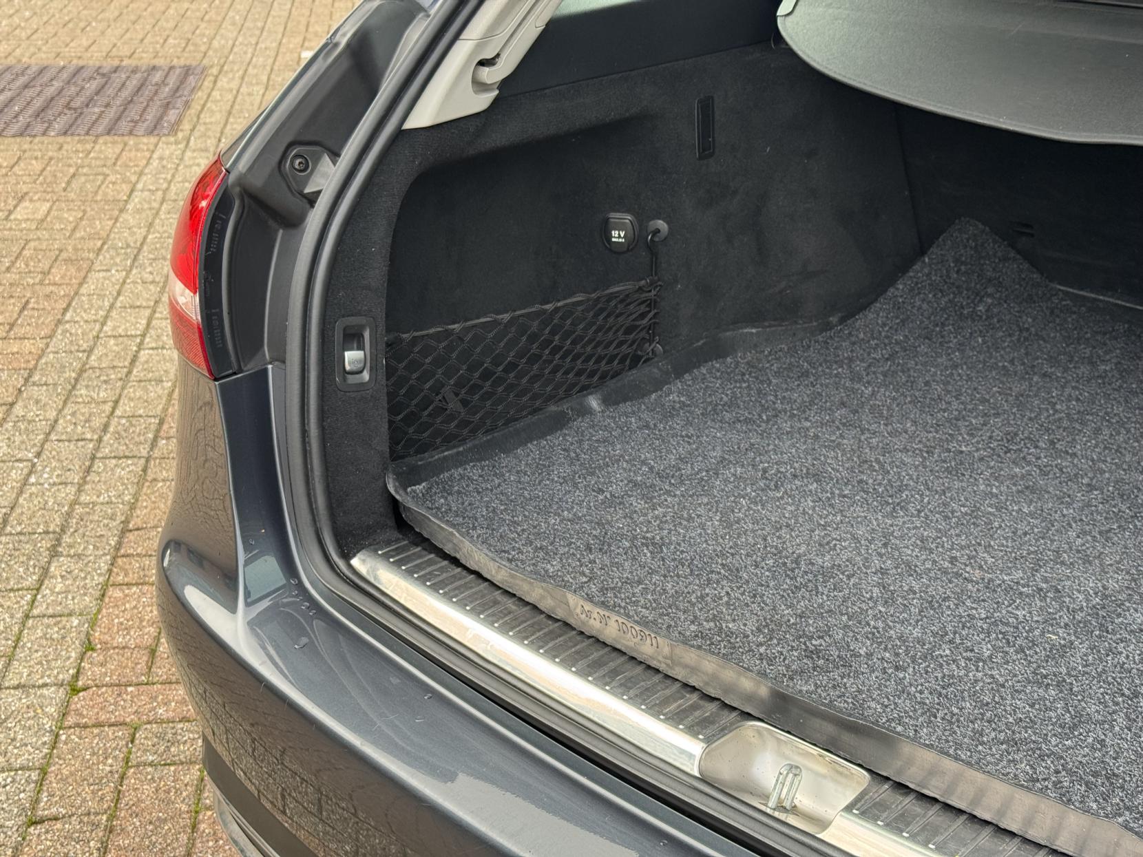 Mercedes-Benz C Class 2.0 C200 Sport Estate 5dr Petrol 7G-Tronic+ Euro 6 (s/s) (184 ps)