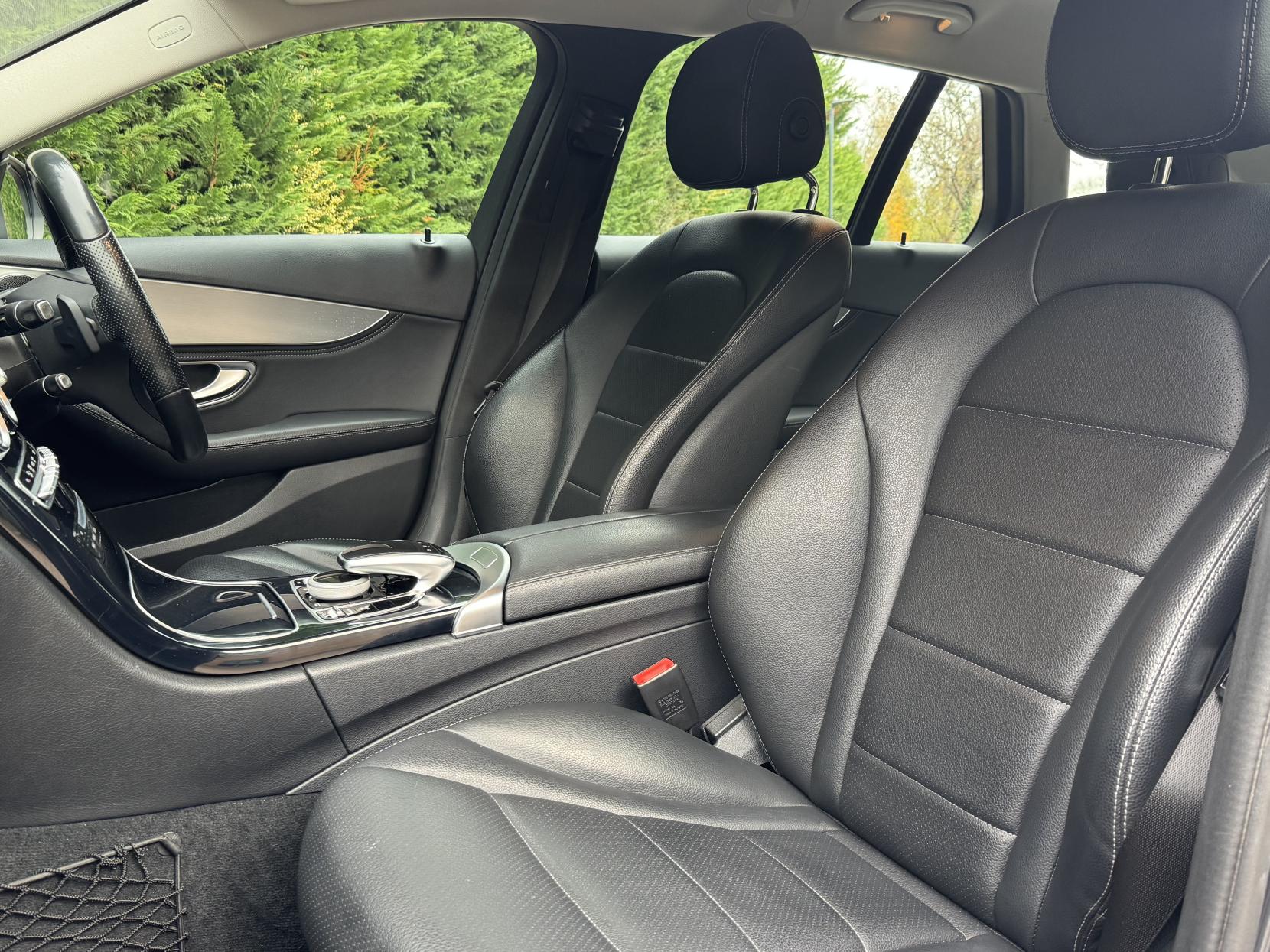 Mercedes-Benz C Class 2.0 C200 Sport Estate 5dr Petrol 7G-Tronic+ Euro 6 (s/s) (184 ps)