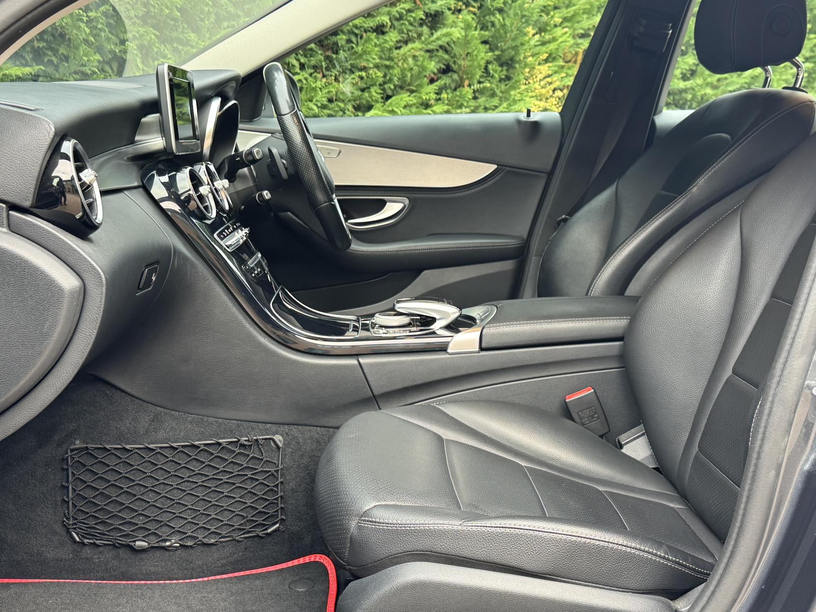 Mercedes-Benz C Class 2.0 C200 Sport Estate 5dr Petrol 7G-Tronic+ Euro 6 (s/s) (184 ps)