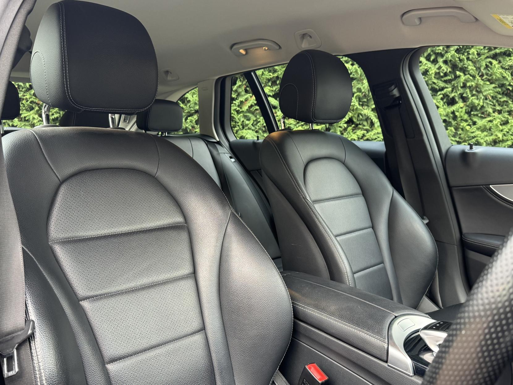 Mercedes-Benz C Class 2.0 C200 Sport Estate 5dr Petrol 7G-Tronic+ Euro 6 (s/s) (184 ps)