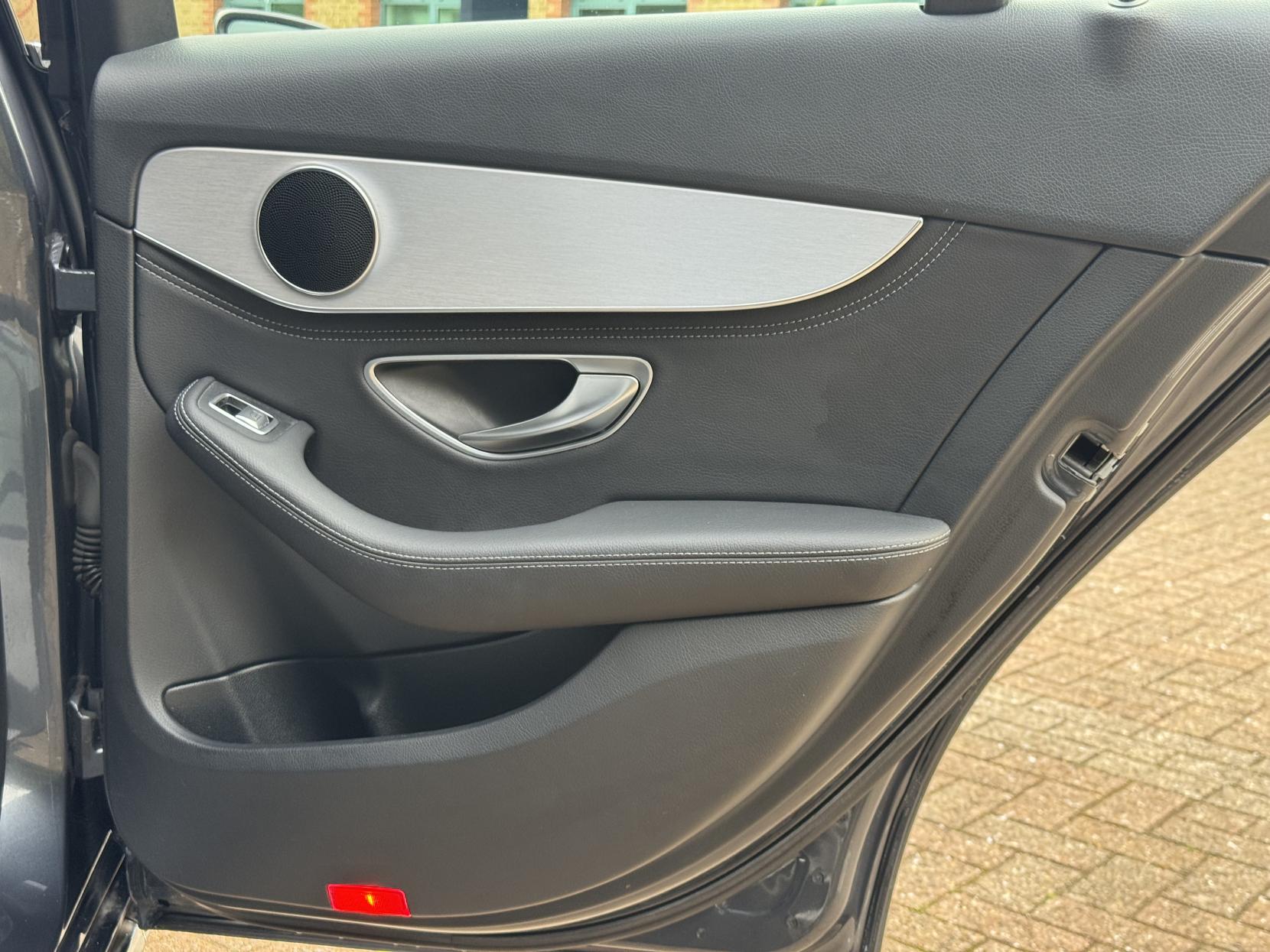 Mercedes-Benz C Class 2.0 C200 Sport Estate 5dr Petrol 7G-Tronic+ Euro 6 (s/s) (184 ps)