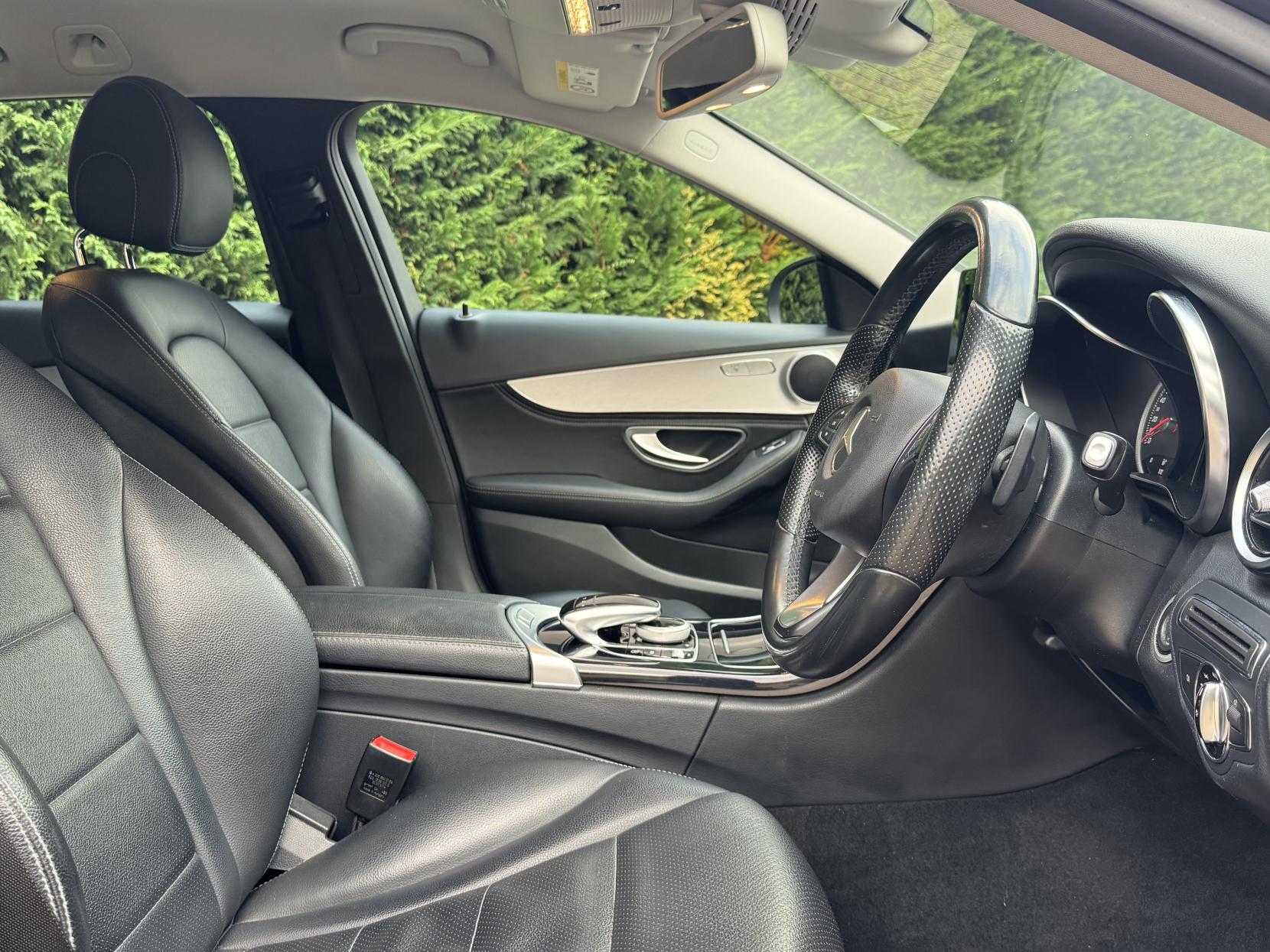 Mercedes-Benz C Class 2.0 C200 Sport Estate 5dr Petrol 7G-Tronic+ Euro 6 (s/s) (184 ps)