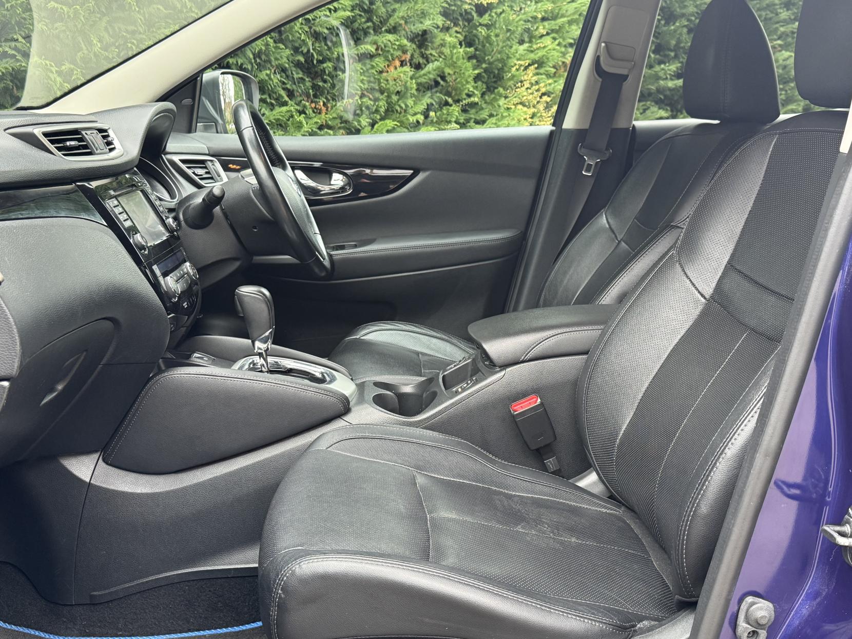 Nissan Qashqai 1.6 dCi Tekna SUV 5dr Diesel XTRON 2WD Euro 6 (s/s) (130 ps)