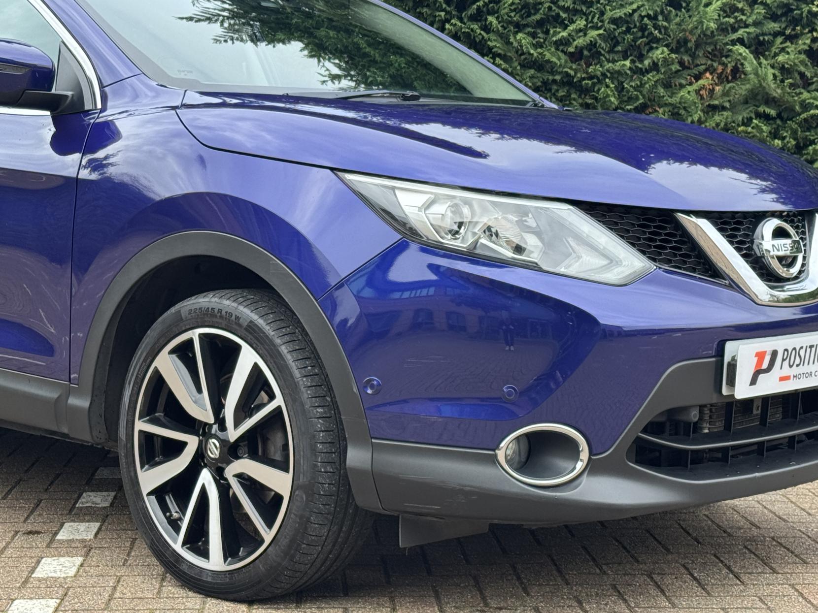Nissan Qashqai 1.6 dCi Tekna SUV 5dr Diesel XTRON 2WD Euro 6 (s/s) (130 ps)