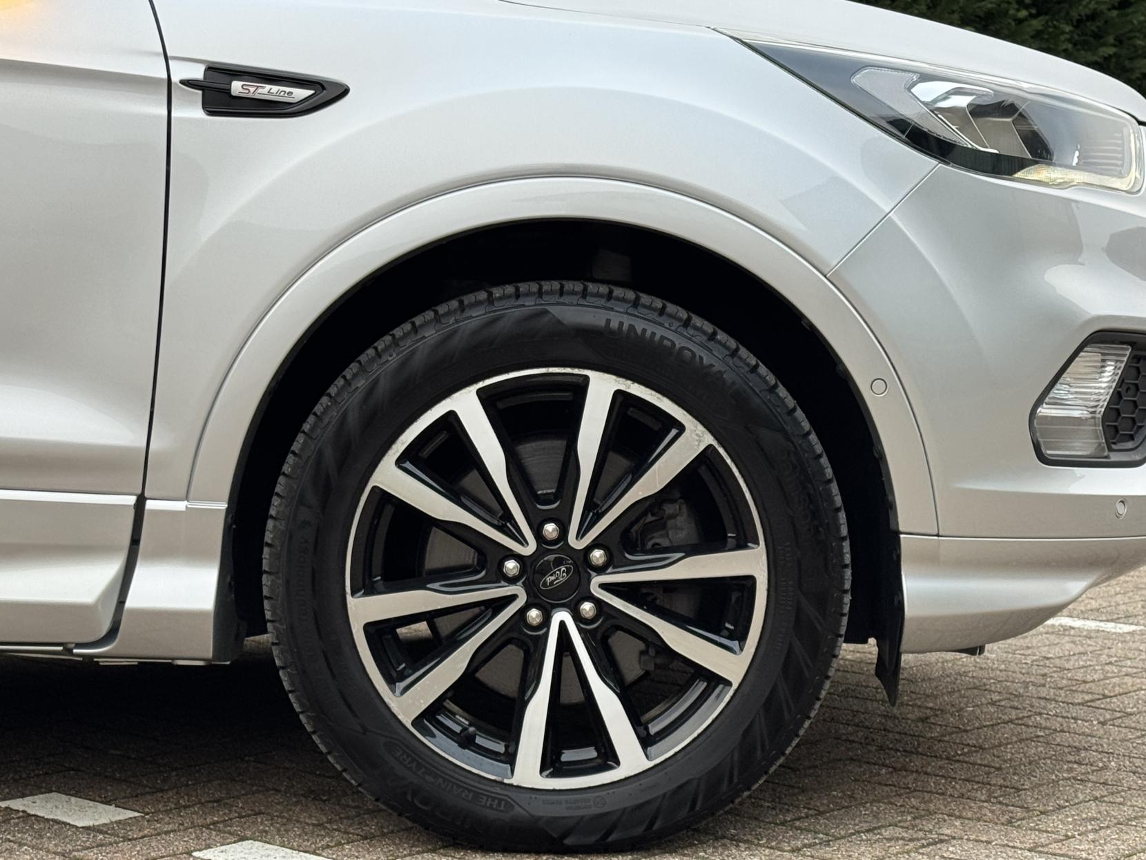 Ford Kuga 1.5T EcoBoost ST-Line SUV 5dr Petrol Auto AWD Euro 6 (s/s) (176 ps)