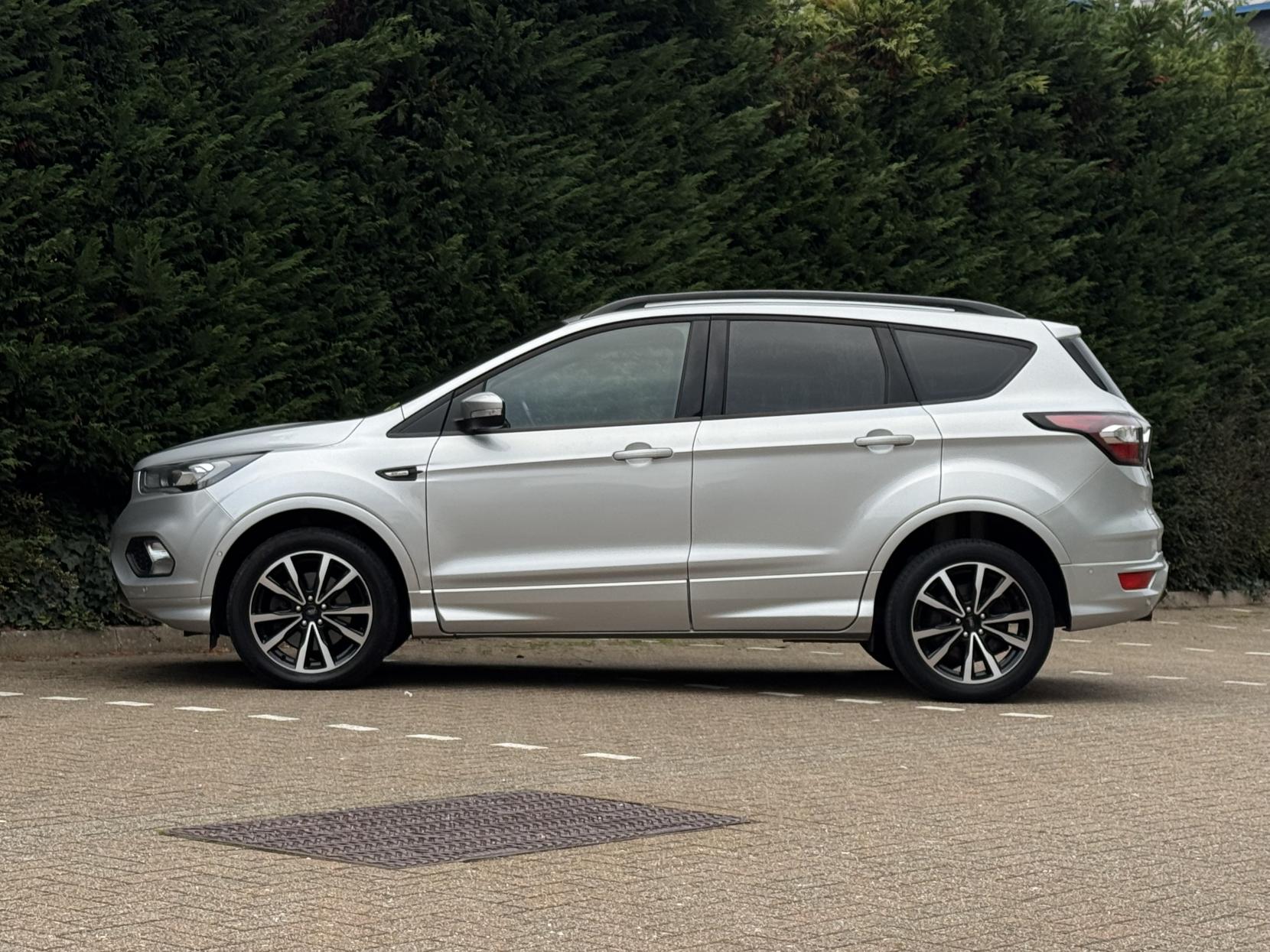 Ford Kuga 1.5T EcoBoost ST-Line SUV 5dr Petrol Auto AWD Euro 6 (s/s) (176 ps)