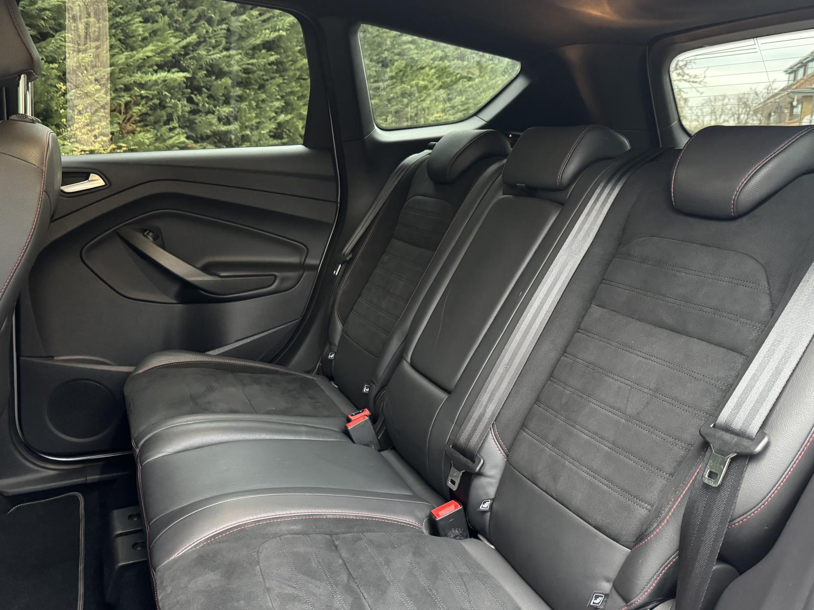 Ford Kuga 1.5T EcoBoost ST-Line SUV 5dr Petrol Auto AWD Euro 6 (s/s) (176 ps)