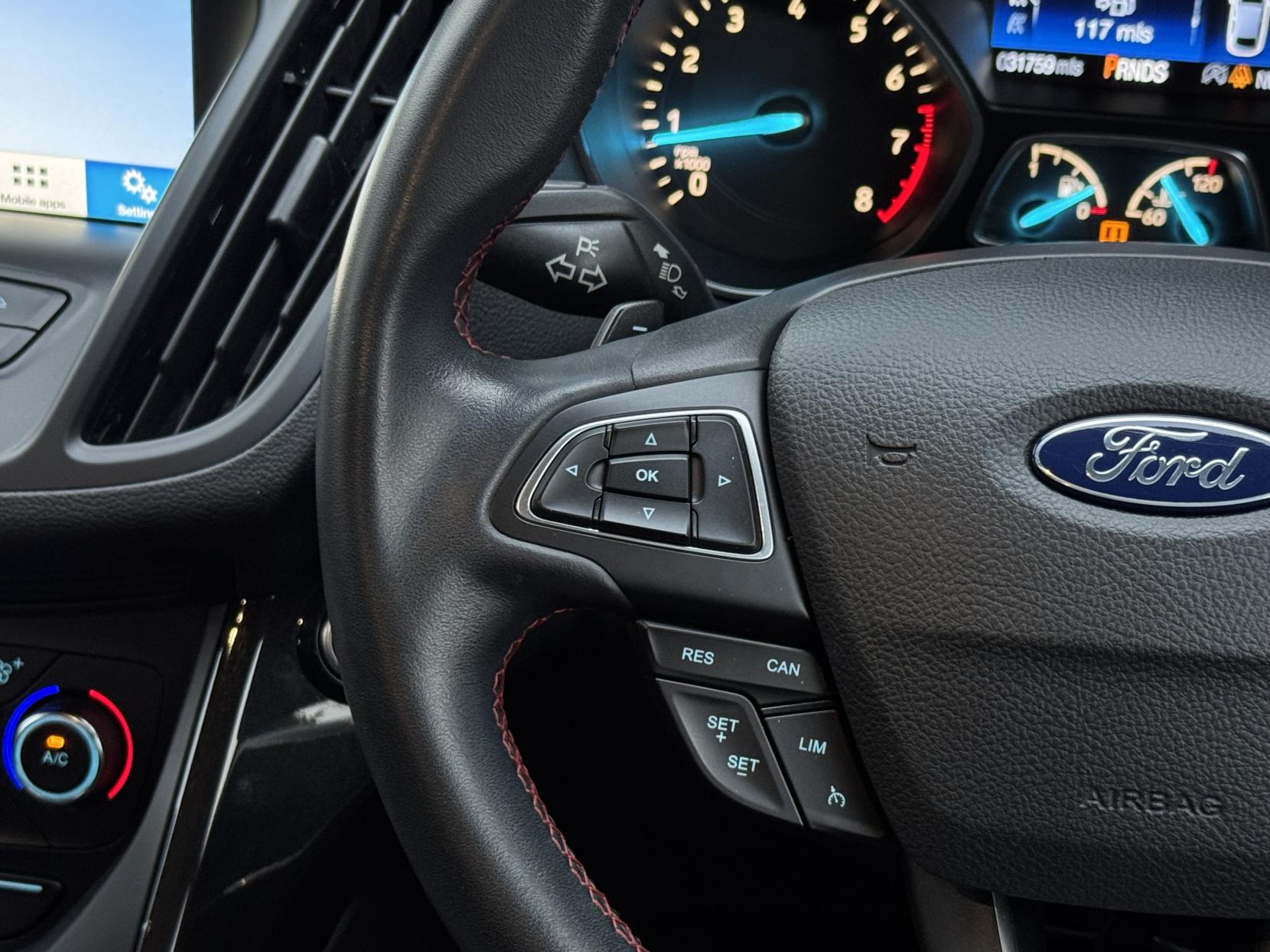 Ford Kuga 1.5T EcoBoost ST-Line SUV 5dr Petrol Auto AWD Euro 6 (s/s) (176 ps)