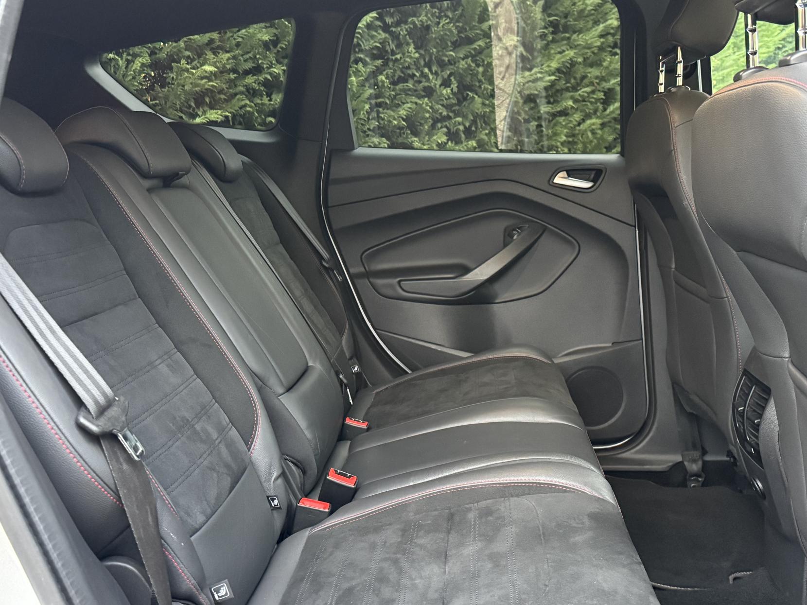 Ford Kuga 1.5T EcoBoost ST-Line SUV 5dr Petrol Auto AWD Euro 6 (s/s) (176 ps)