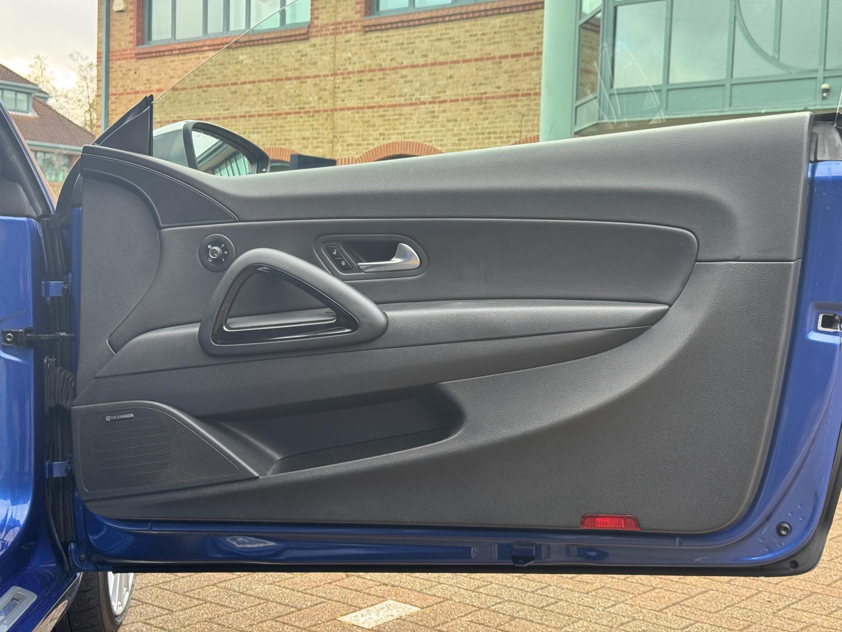 Volkswagen Scirocco 2.0 TSI R Hatchback 3dr Petrol Manual Euro 6 (s/s) (280 ps)