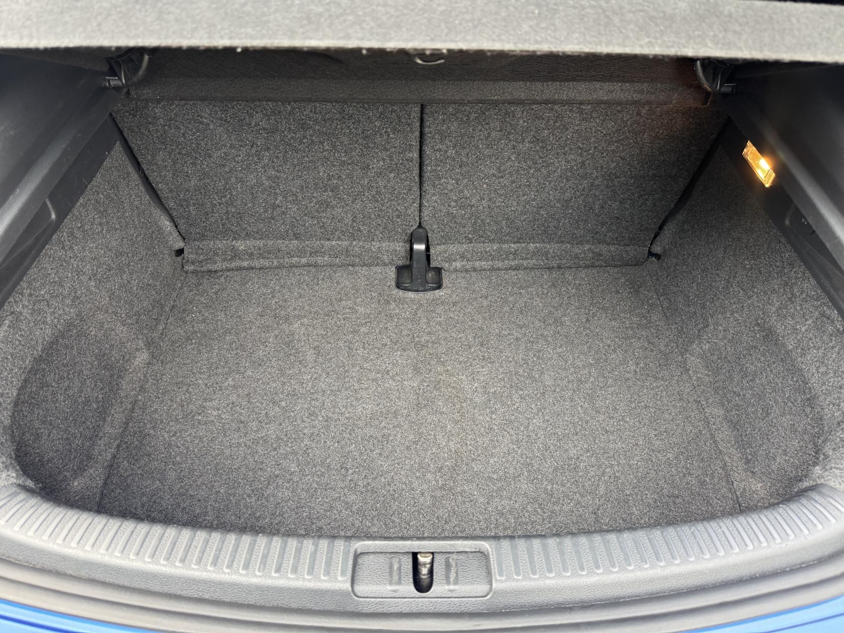 Volkswagen Scirocco 2.0 TSI R Hatchback 3dr Petrol Manual Euro 6 (s/s) (280 ps)