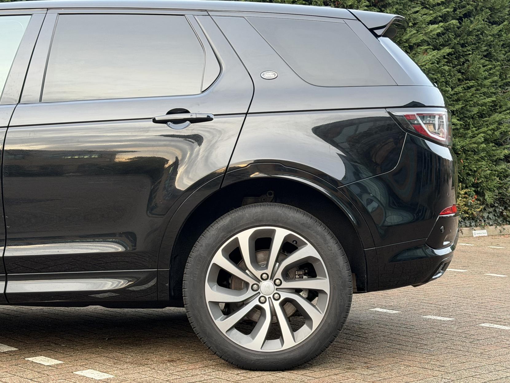 Land Rover Discovery Sport 2.0 P250 MHEV R-Dynamic HSE SUV 5dr Petrol Auto 4WD Euro 6 (s/s) (249 ps)