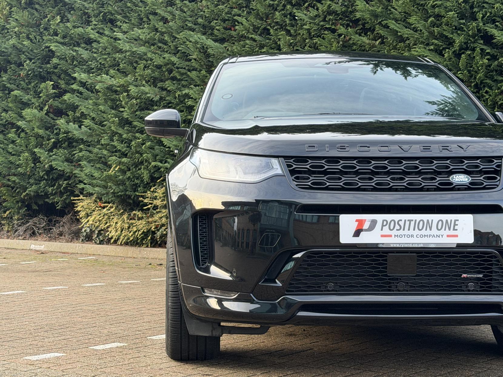 Land Rover Discovery Sport 2.0 P250 MHEV R-Dynamic HSE SUV 5dr Petrol Auto 4WD Euro 6 (s/s) (249 ps)