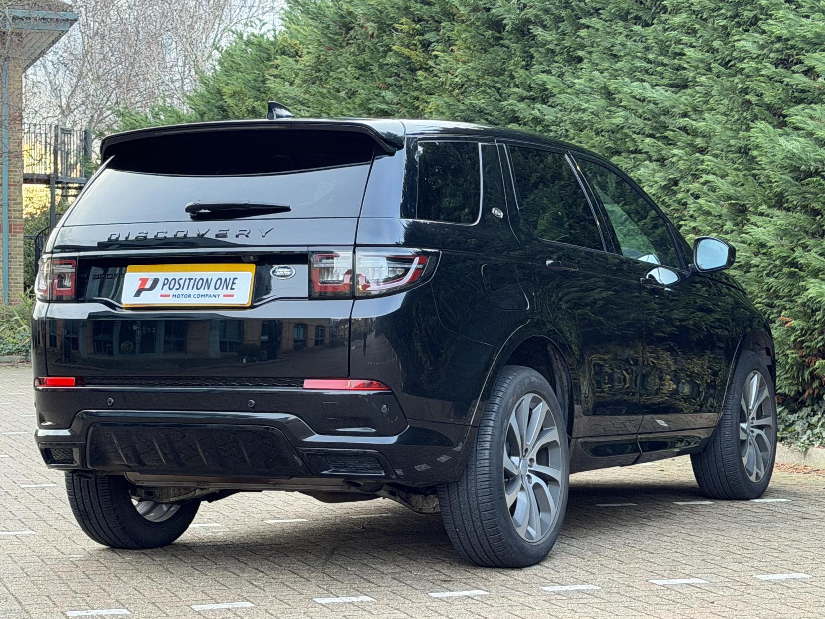 Land Rover Discovery Sport 2.0 P250 MHEV R-Dynamic HSE SUV 5dr Petrol Auto 4WD Euro 6 (s/s) (249 ps)