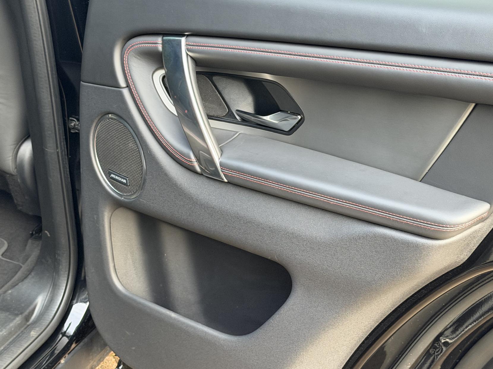 Land Rover Discovery Sport 2.0 P250 MHEV R-Dynamic HSE SUV 5dr Petrol Auto 4WD Euro 6 (s/s) (249 ps)