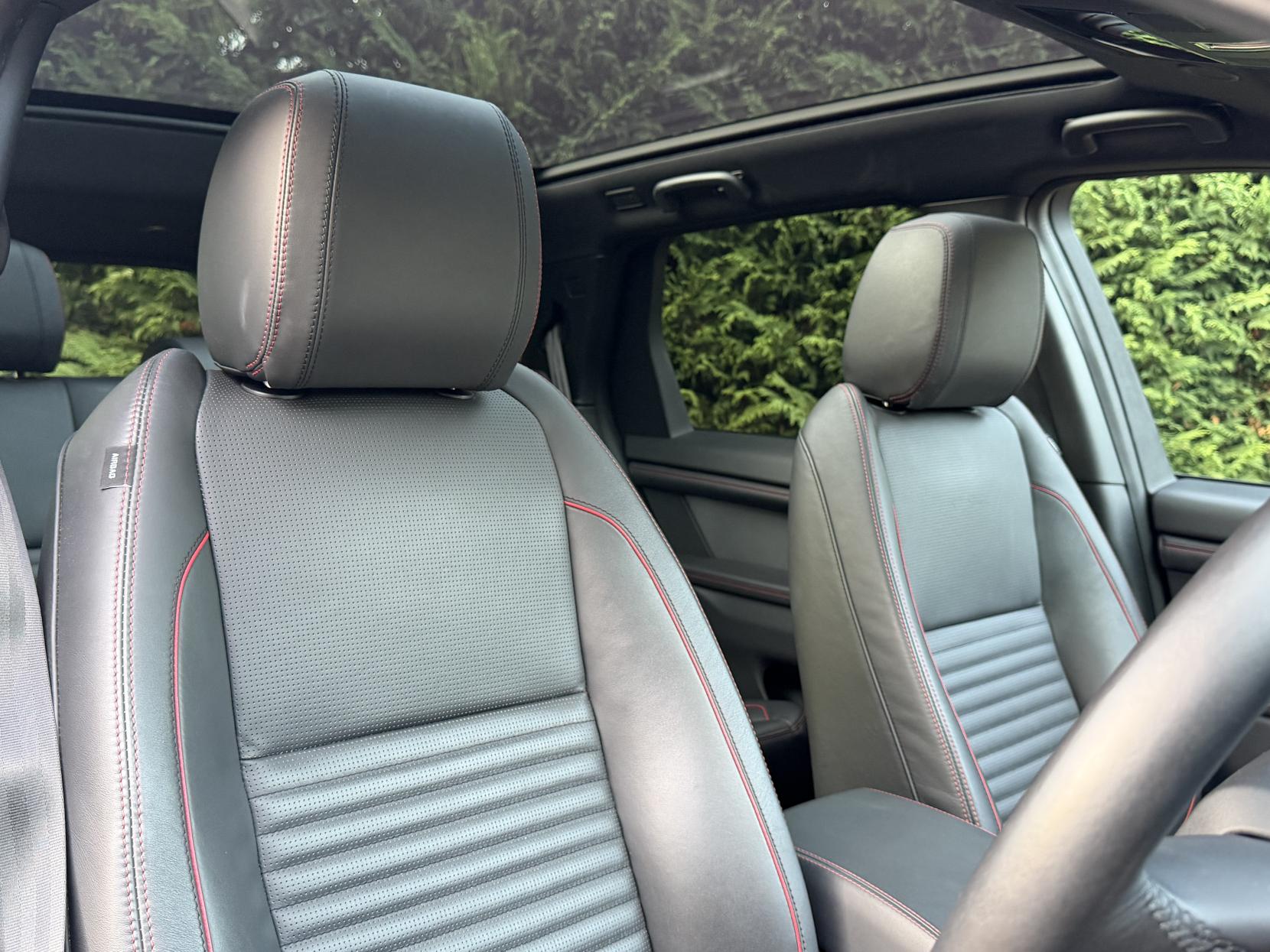 Land Rover Discovery Sport 2.0 P250 MHEV R-Dynamic HSE SUV 5dr Petrol Auto 4WD Euro 6 (s/s) (249 ps)