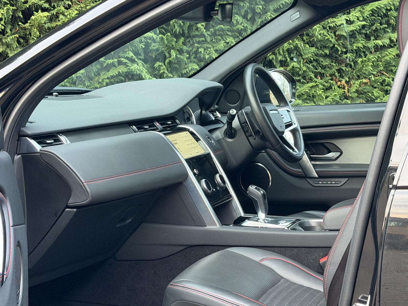 Land Rover Discovery Sport 2.0 P250 MHEV R-Dynamic HSE SUV 5dr Petrol Auto 4WD Euro 6 (s/s) (249 ps)