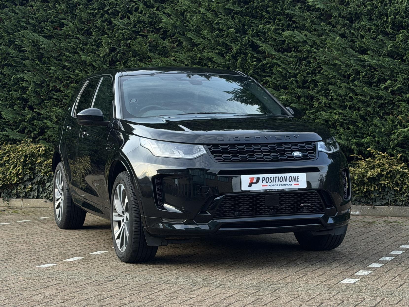 Land Rover Discovery Sport 2.0 P250 MHEV R-Dynamic HSE SUV 5dr Petrol Auto 4WD Euro 6 (s/s) (249 ps)