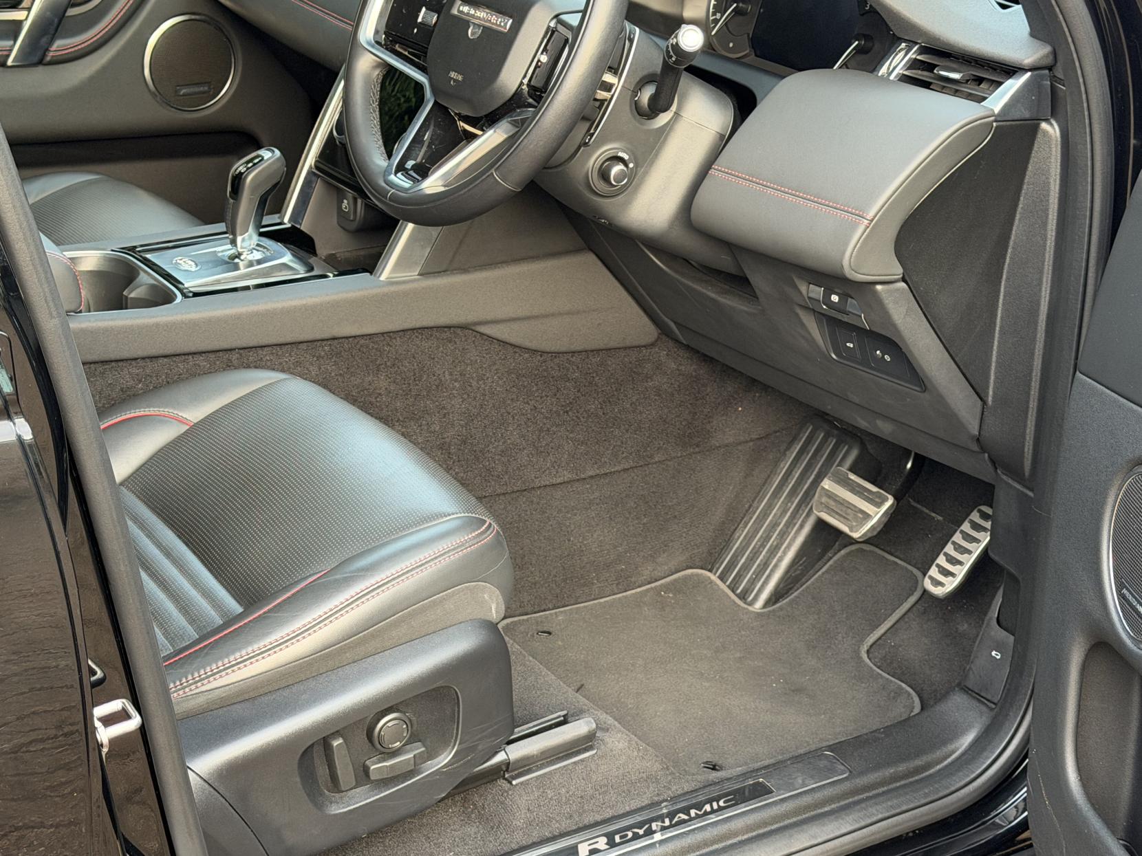 Land Rover Discovery Sport 2.0 P250 MHEV R-Dynamic HSE SUV 5dr Petrol Auto 4WD Euro 6 (s/s) (249 ps)