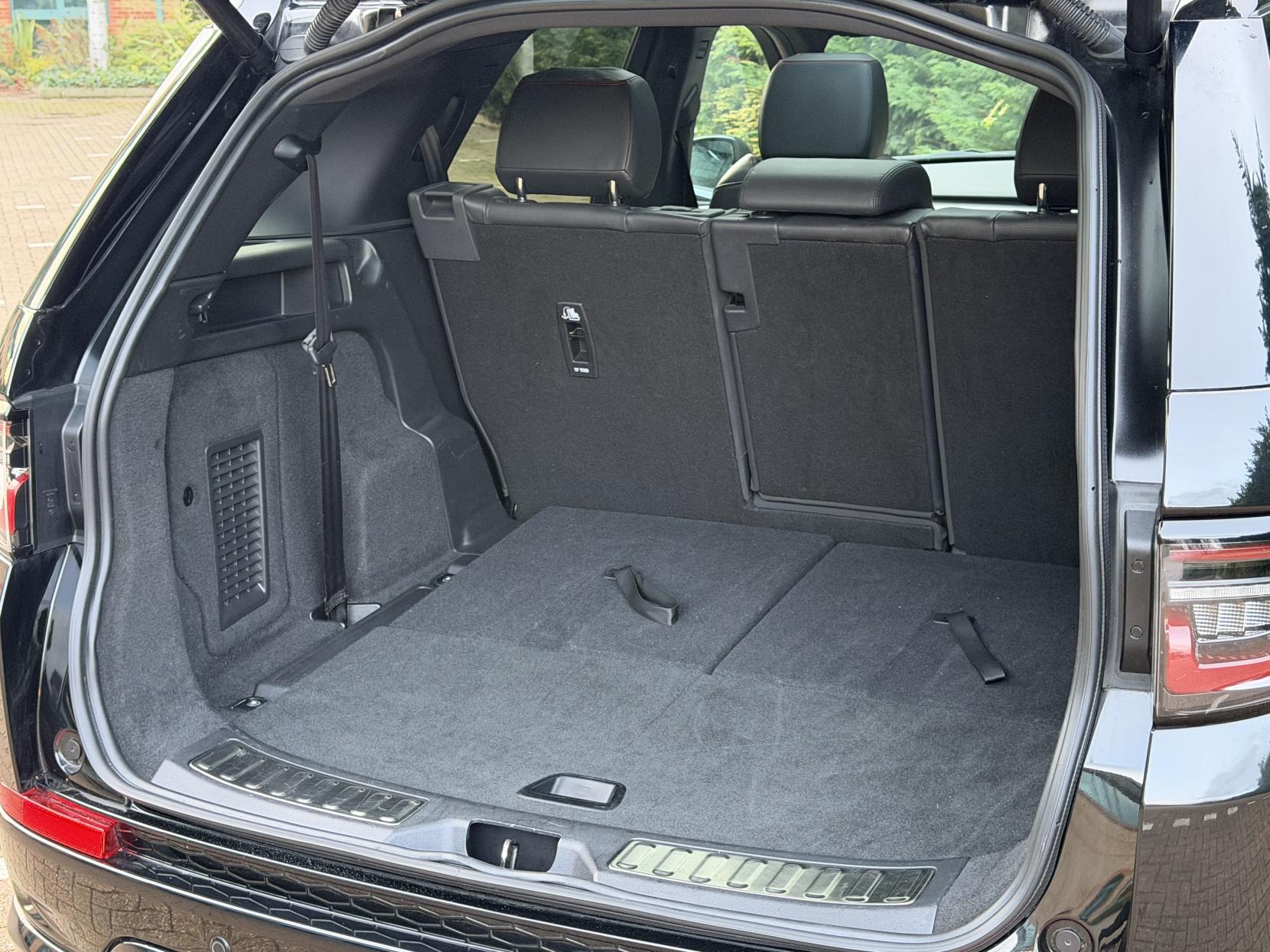 Land Rover Discovery Sport 2.0 P250 MHEV R-Dynamic HSE SUV 5dr Petrol Auto 4WD Euro 6 (s/s) (249 ps)