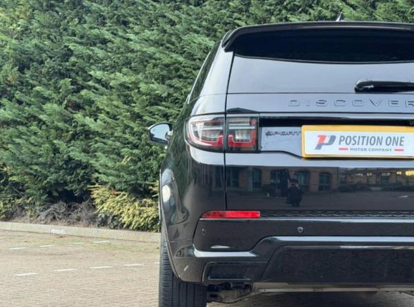 Land Rover Discovery Sport 2.0 P250 MHEV R-Dynamic HSE SUV 5dr Petrol Auto 4WD Euro 6 (s/s) (249 ps)