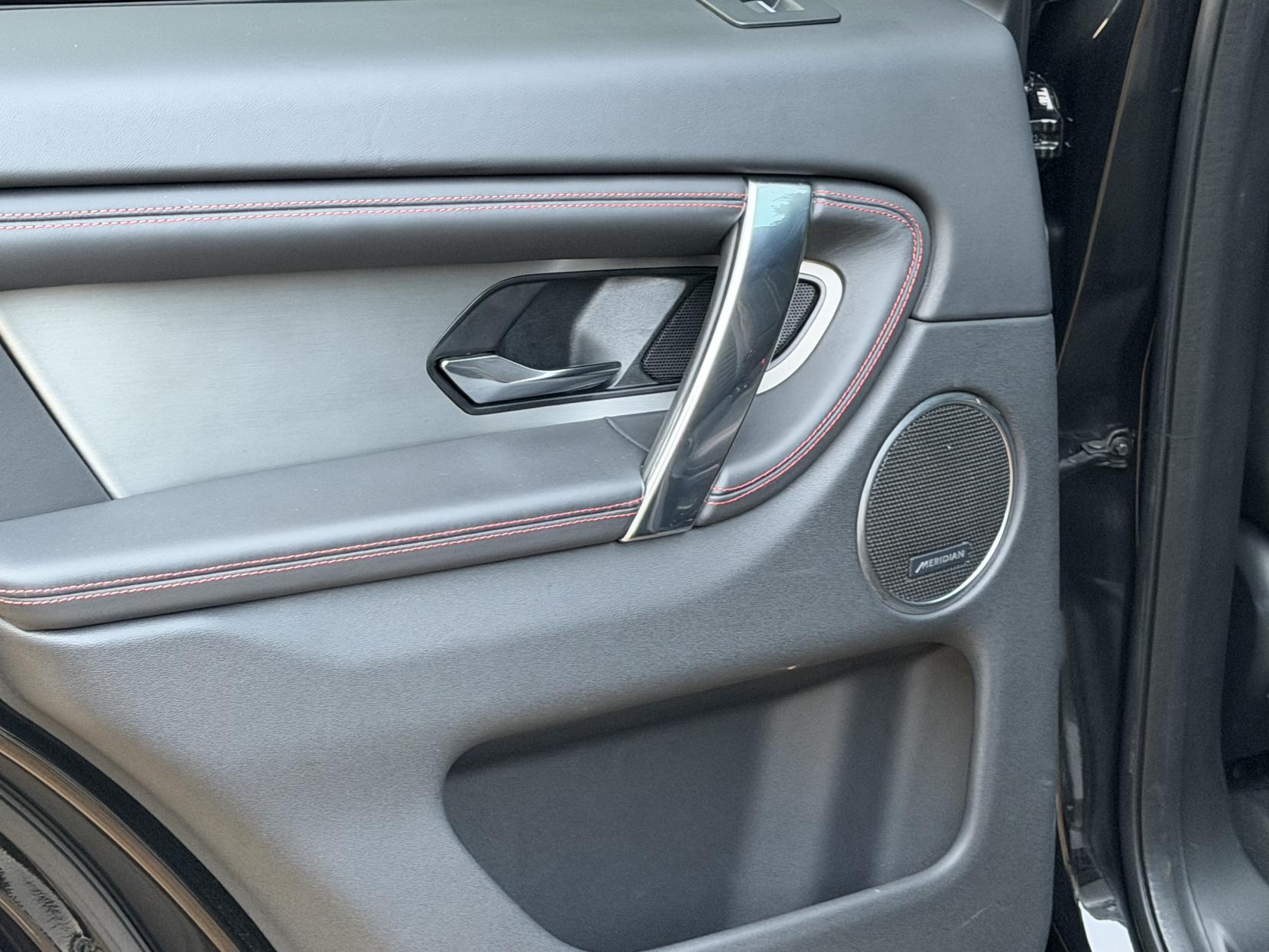 Land Rover Discovery Sport 2.0 P250 MHEV R-Dynamic HSE SUV 5dr Petrol Auto 4WD Euro 6 (s/s) (249 ps)