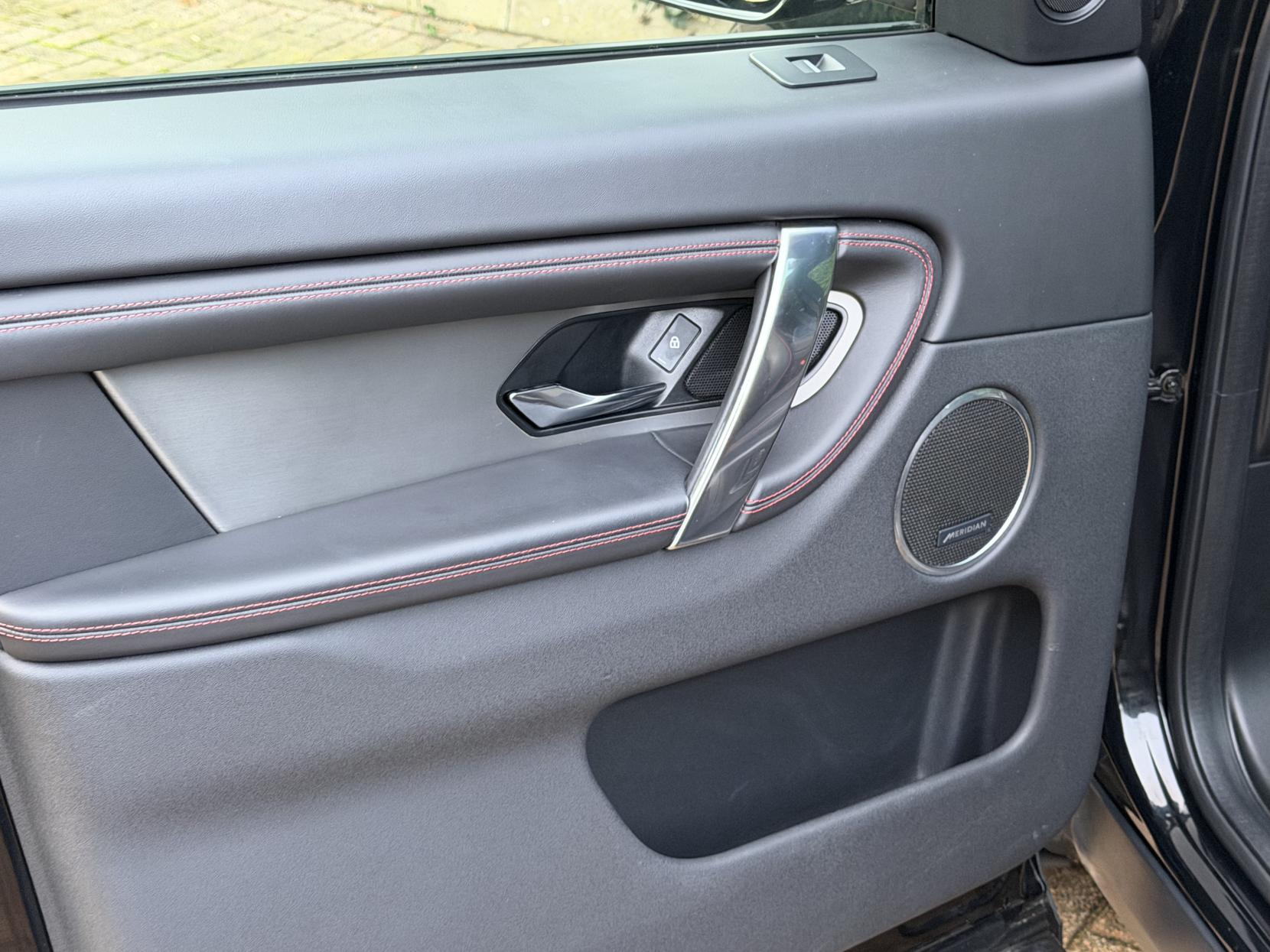 Land Rover Discovery Sport 2.0 P250 MHEV R-Dynamic HSE SUV 5dr Petrol Auto 4WD Euro 6 (s/s) (249 ps)