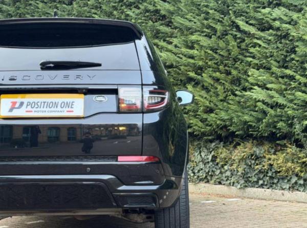 Land Rover Discovery Sport 2.0 P250 MHEV R-Dynamic HSE SUV 5dr Petrol Auto 4WD Euro 6 (s/s) (249 ps)