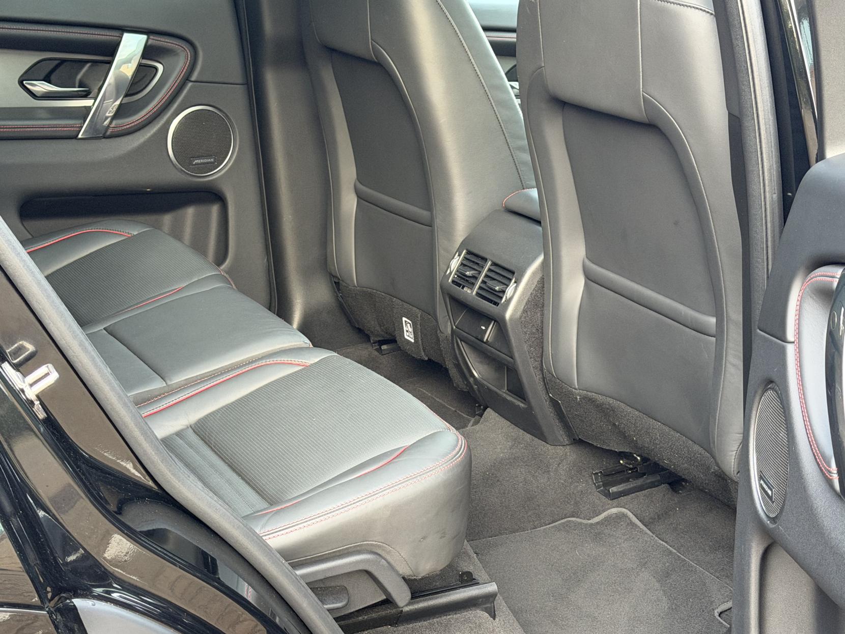 Land Rover Discovery Sport 2.0 P250 MHEV R-Dynamic HSE SUV 5dr Petrol Auto 4WD Euro 6 (s/s) (249 ps)