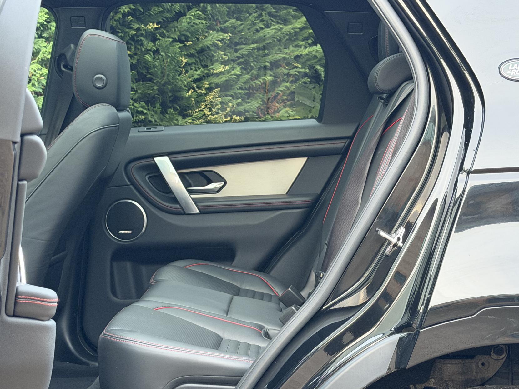 Land Rover Discovery Sport 2.0 P250 MHEV R-Dynamic HSE SUV 5dr Petrol Auto 4WD Euro 6 (s/s) (249 ps)