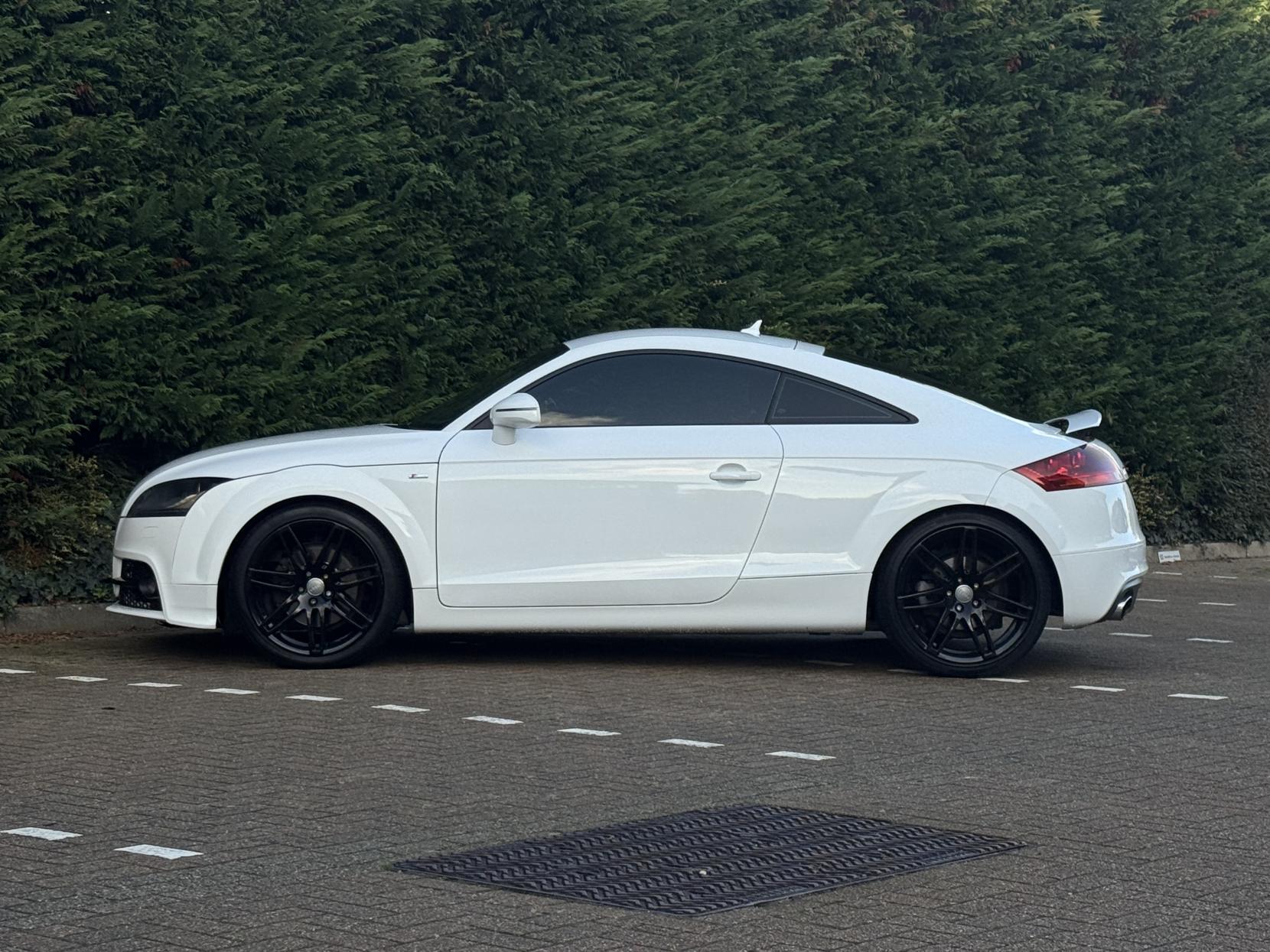 Audi TT 2.0 TFSI S line Coupe 3dr Petrol S Tronic quattro Euro 5 (s/s) (211 ps)