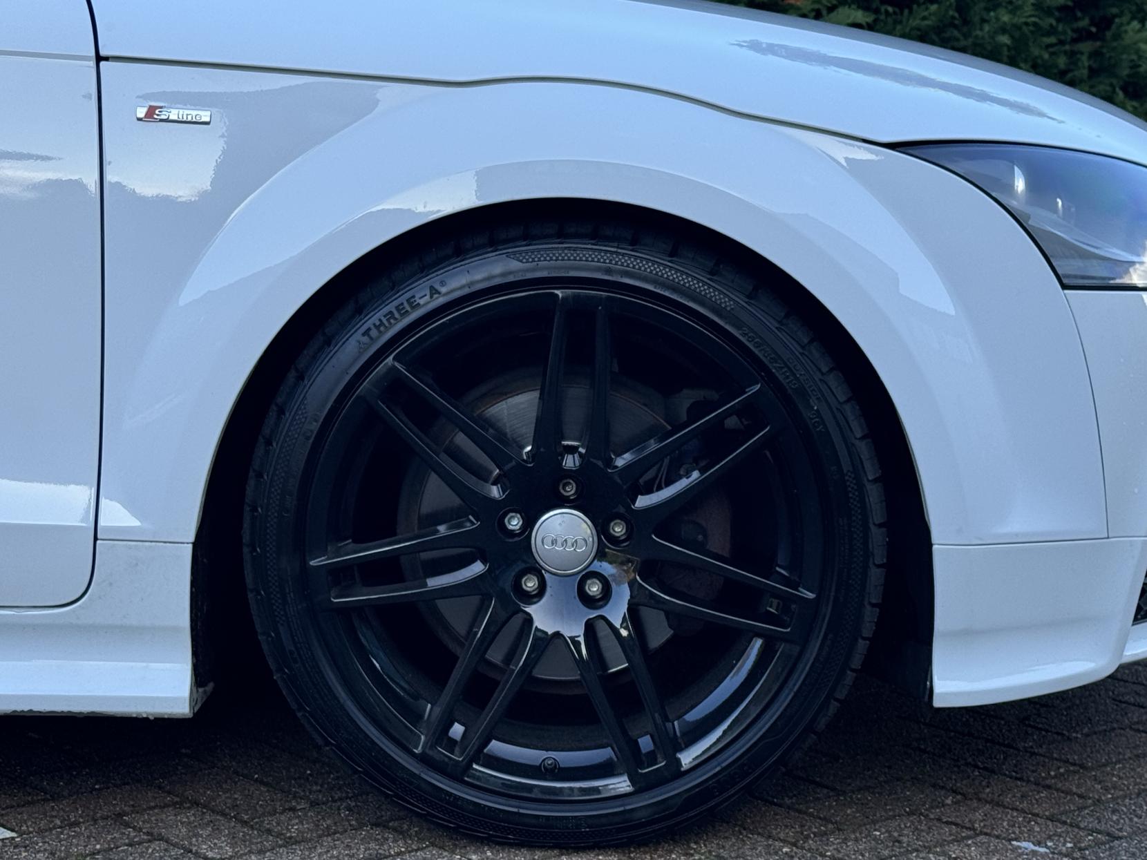 Audi TT 2.0 TFSI S line Coupe 3dr Petrol S Tronic quattro Euro 5 (s/s) (211 ps)